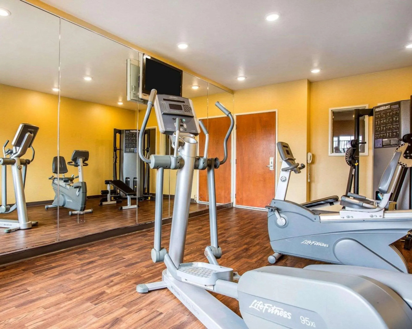 Comfort Suites Oceanside Camp Pendleton Area