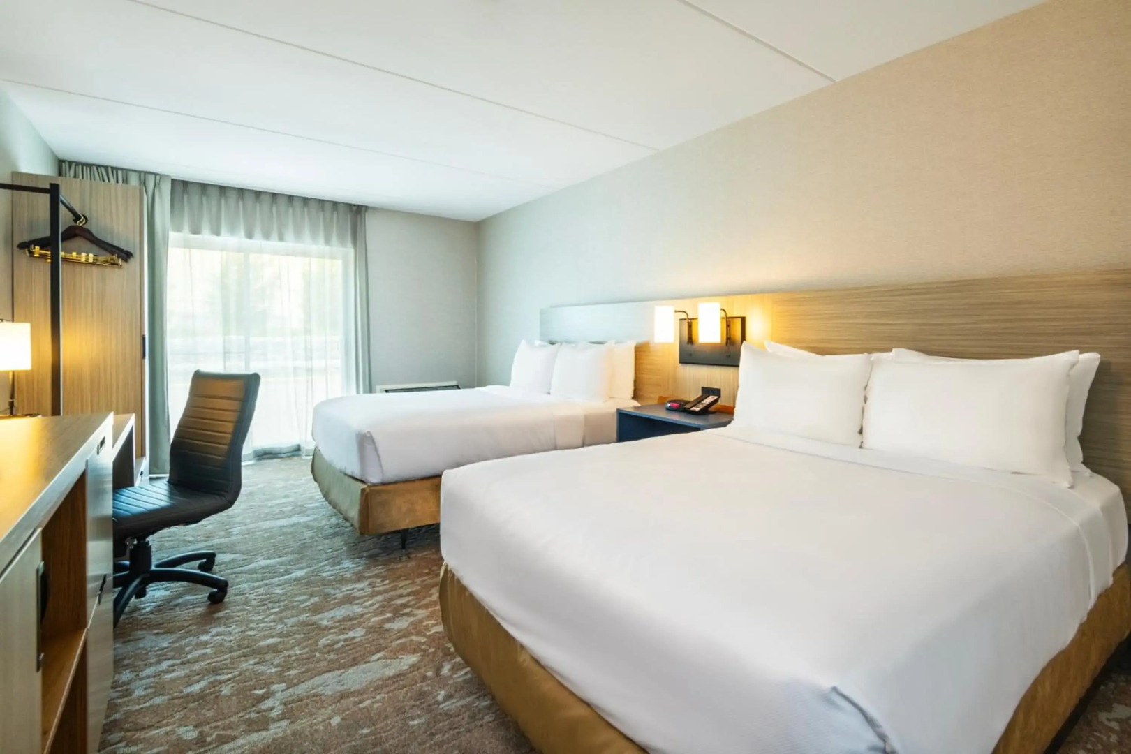 Comfort Inn Highway 401