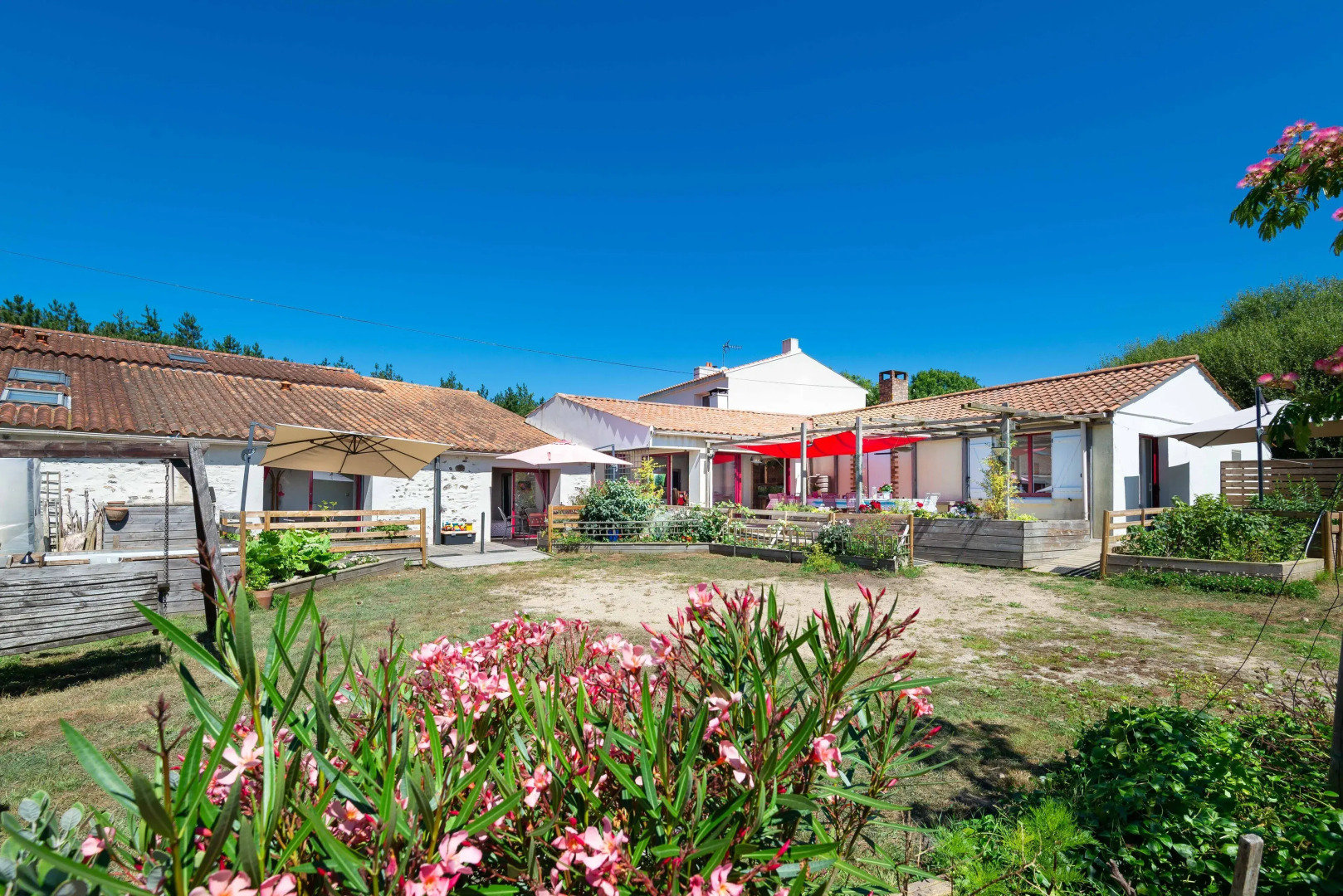 Maison Dhotes La Chevrerie