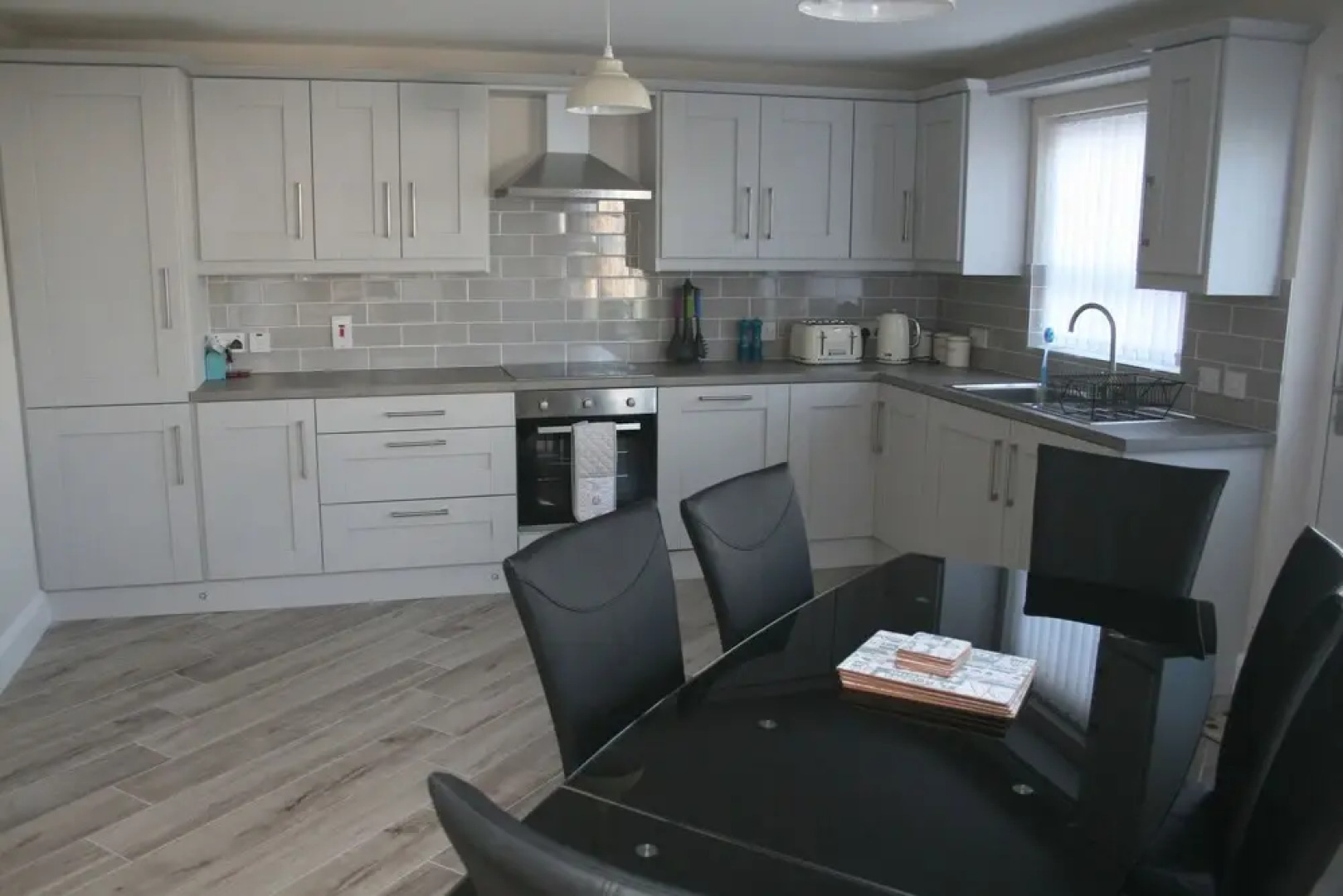 In the Heart of Portrush - 4 Beds