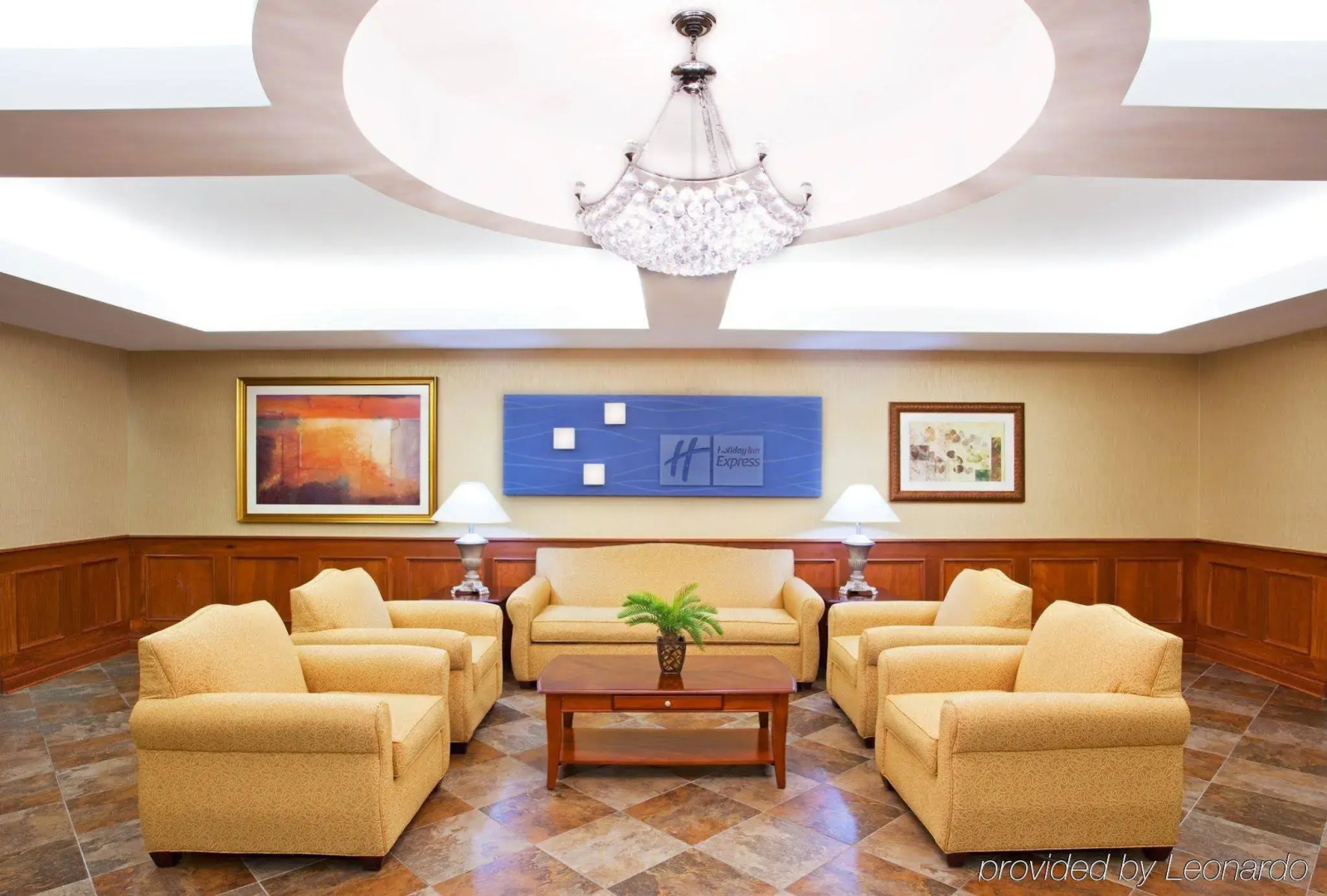 Holiday Inn Express Hotel & Suites Auburn Hills by IHG