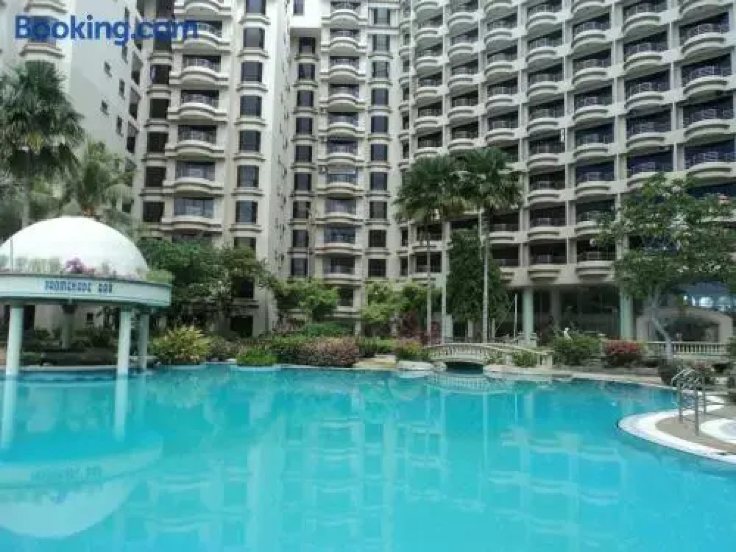 Condominio Riviera Bay