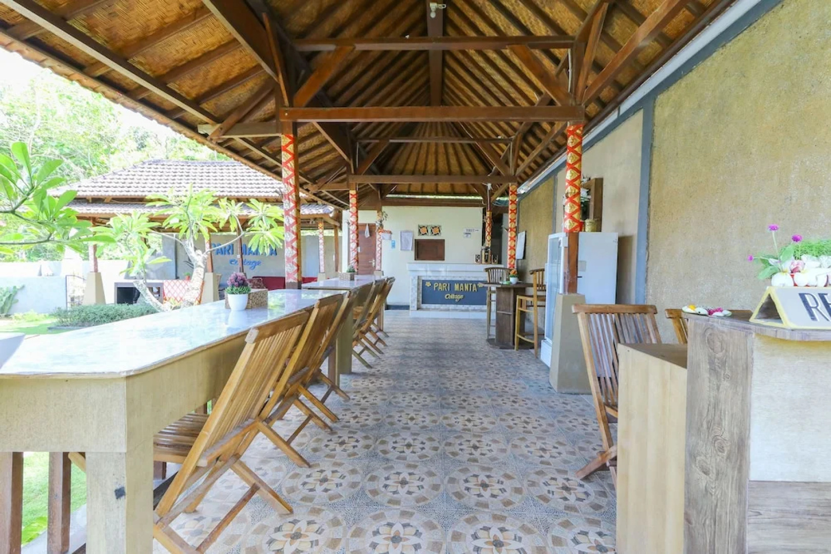 Pari Manta Cottages