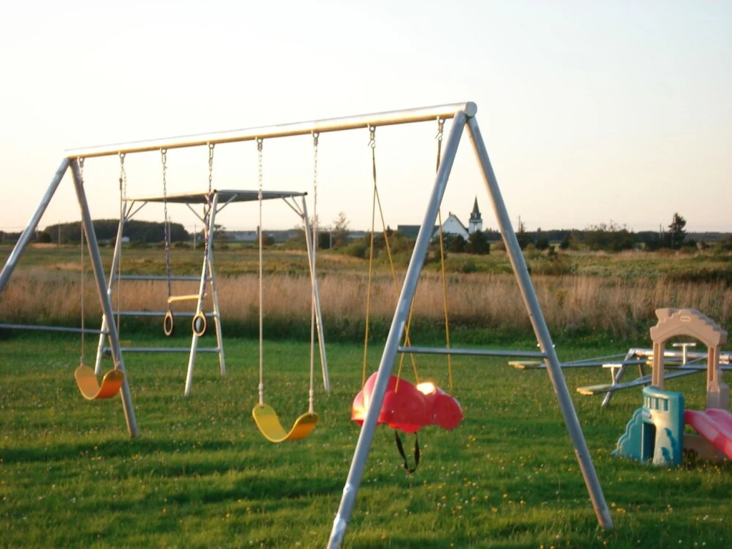 Amherst Cove Cottages