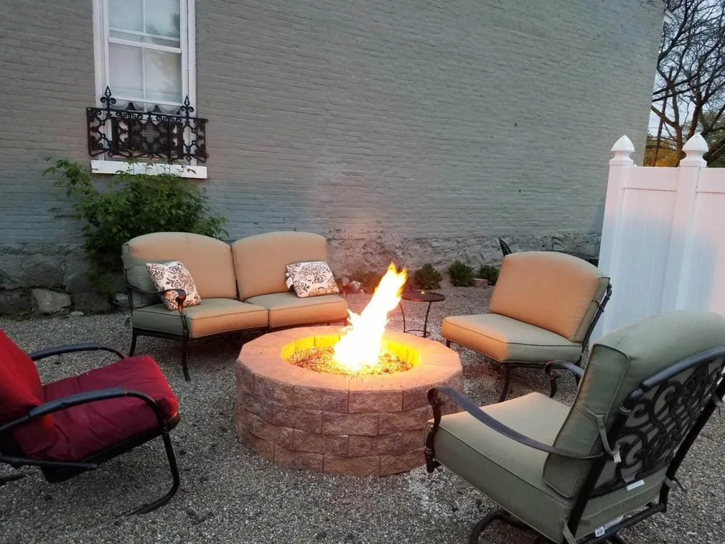 The Carriage House Inn