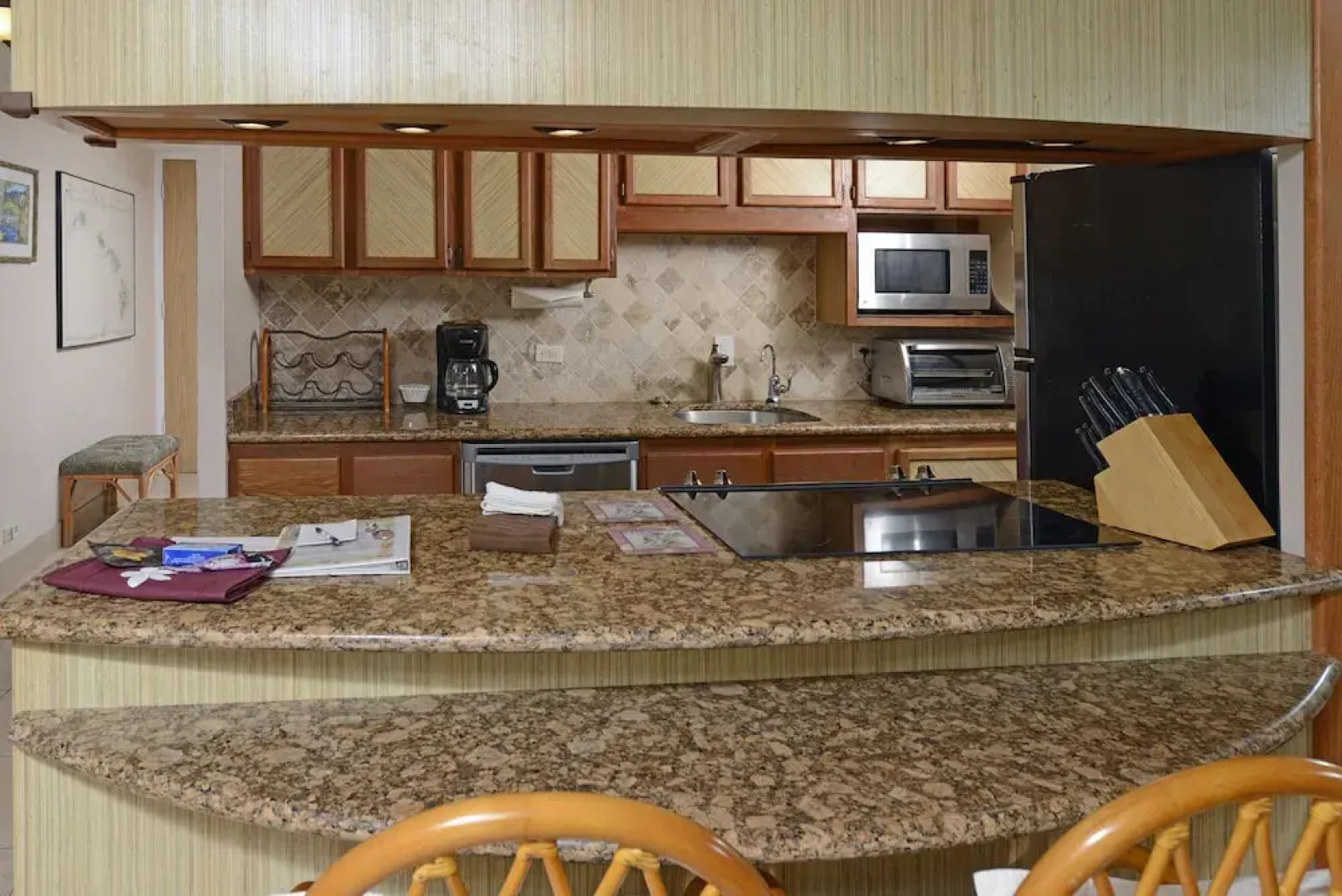 Kaleialoha #312 1 Bedroom 1 Bathroom Condo by Redawning