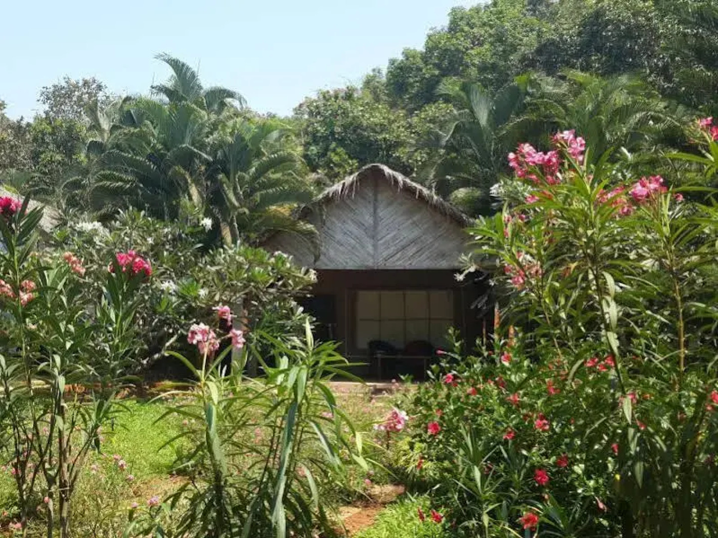 Sai Vishram Beach Resort Byndoor