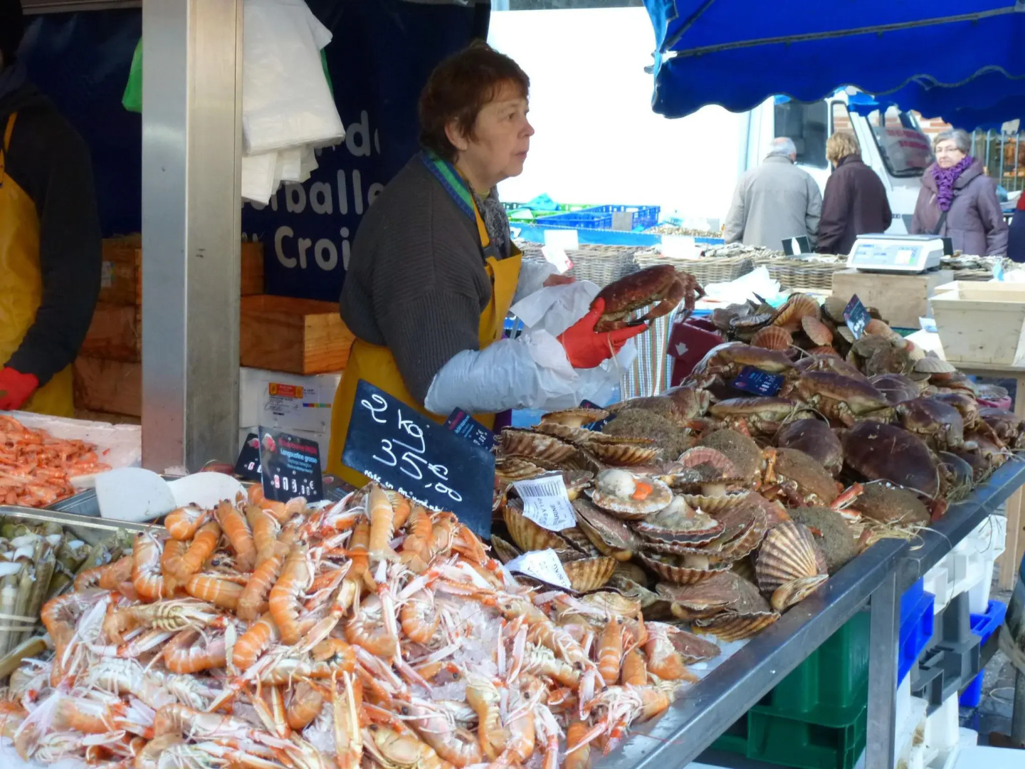 Semi Detached House, Bacilly