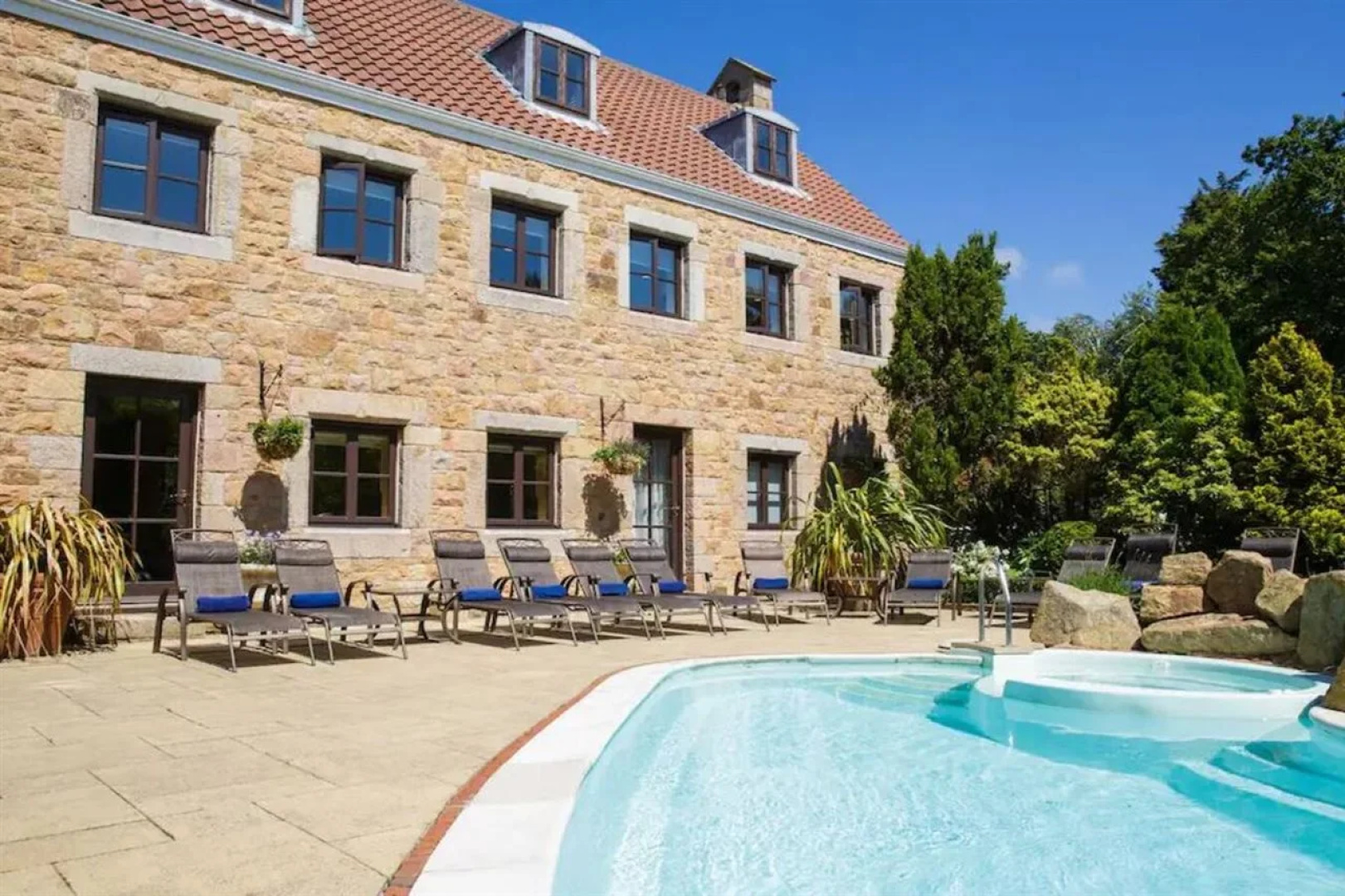Greenhills Country House Hotel
