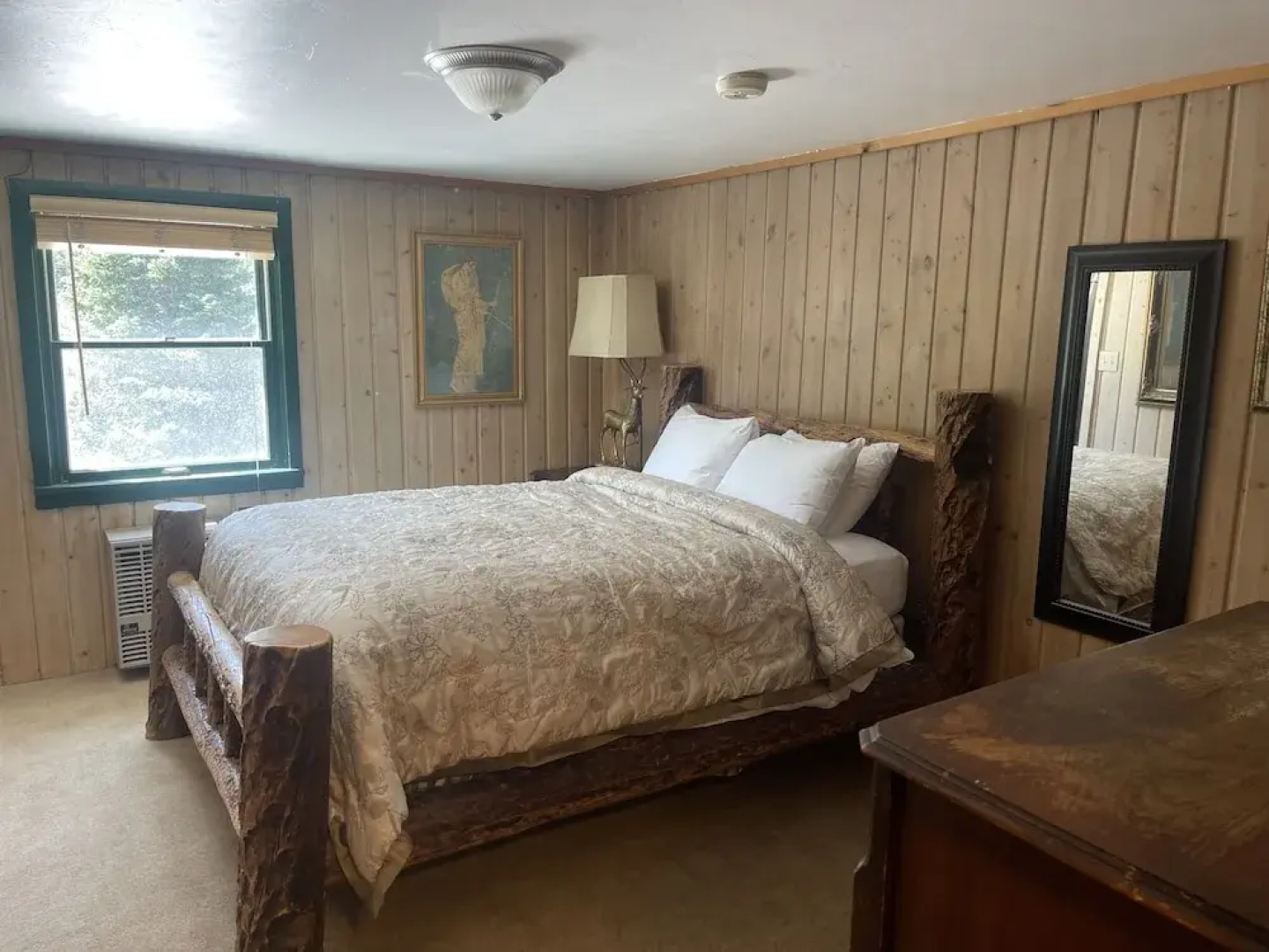 Silver Fork Lodge and Restaurant