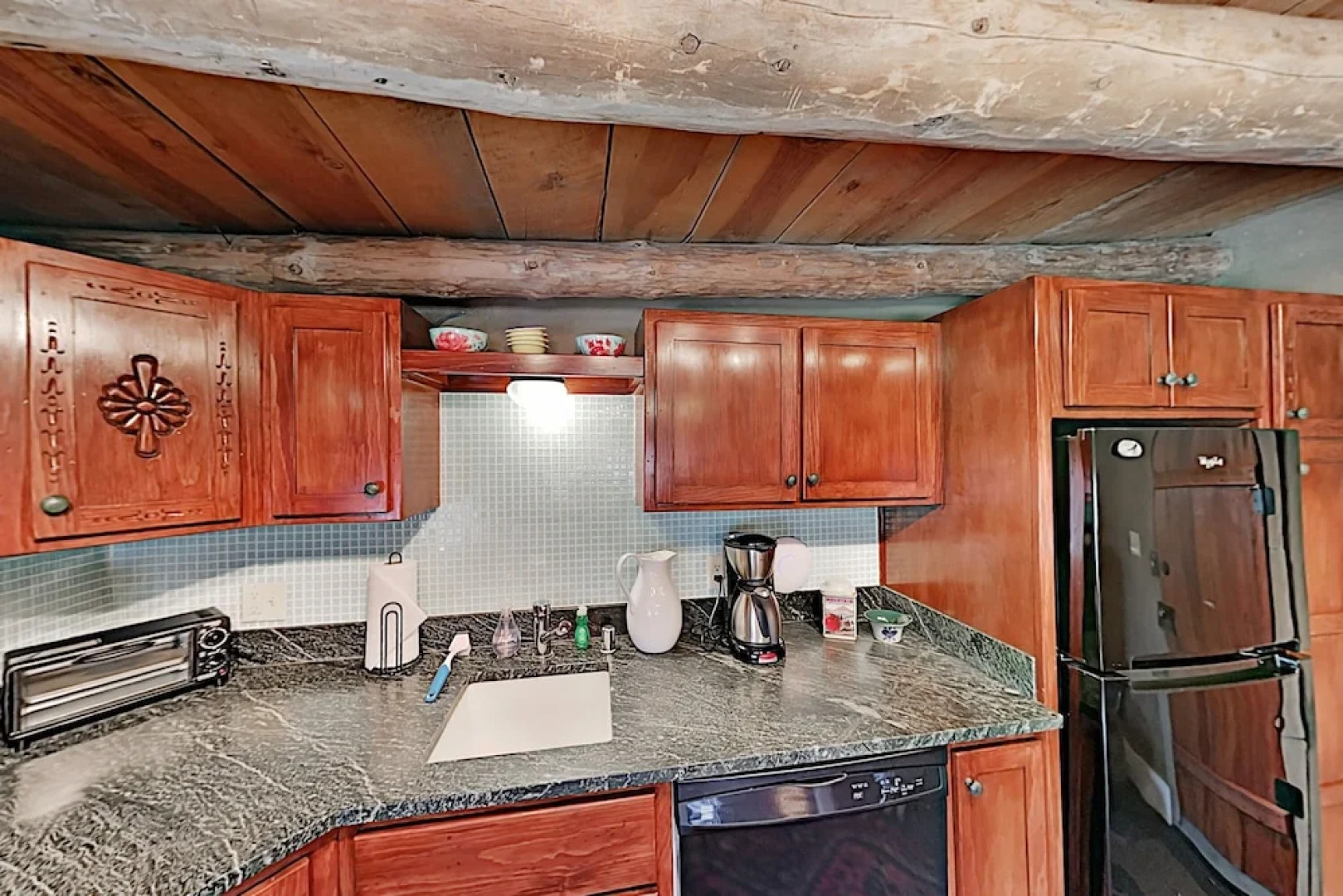 Luxe Casita W/ Kiva, Full Kitchen & Steam Shower 1 Bedroom Duplex