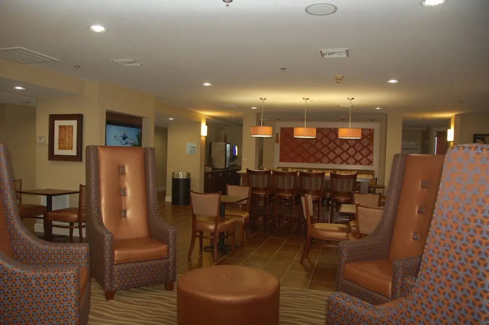Tifton Inn & Suites