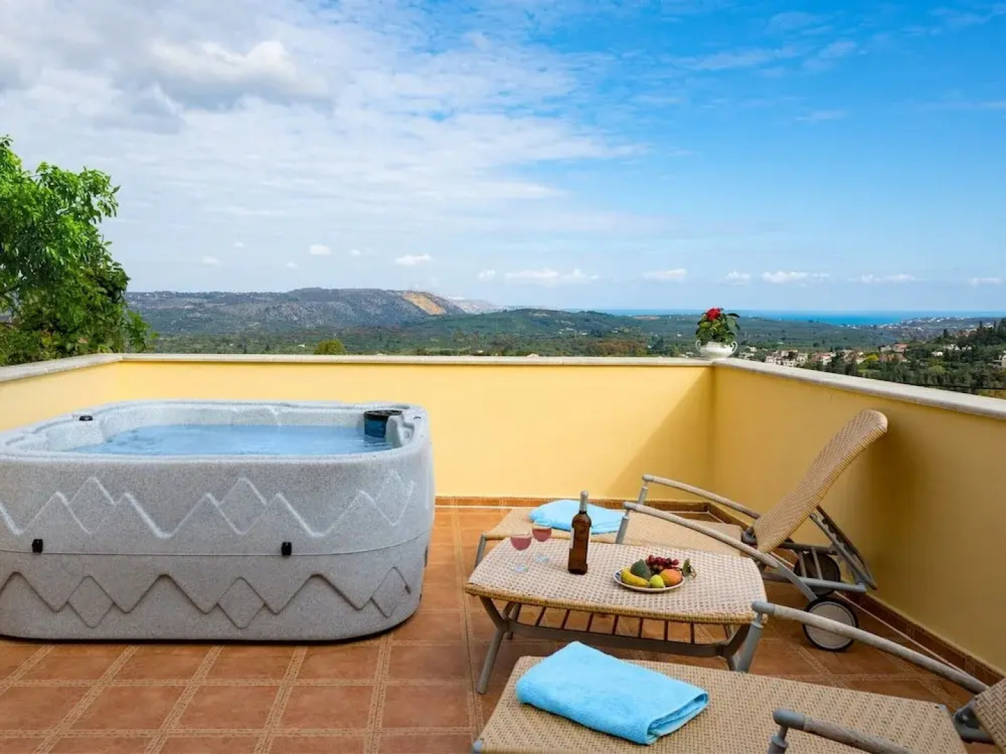 Charming Holiday Home in Maheri