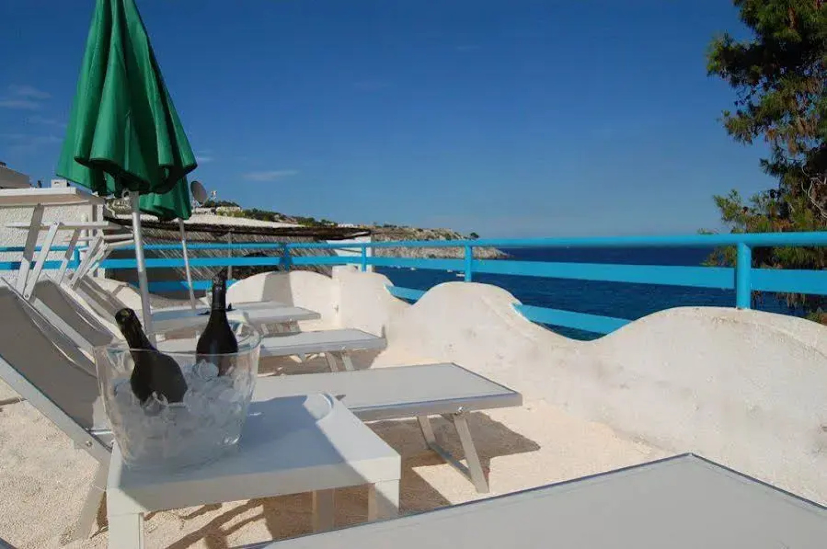 Majestic Luxury Hotel Spa & Beach