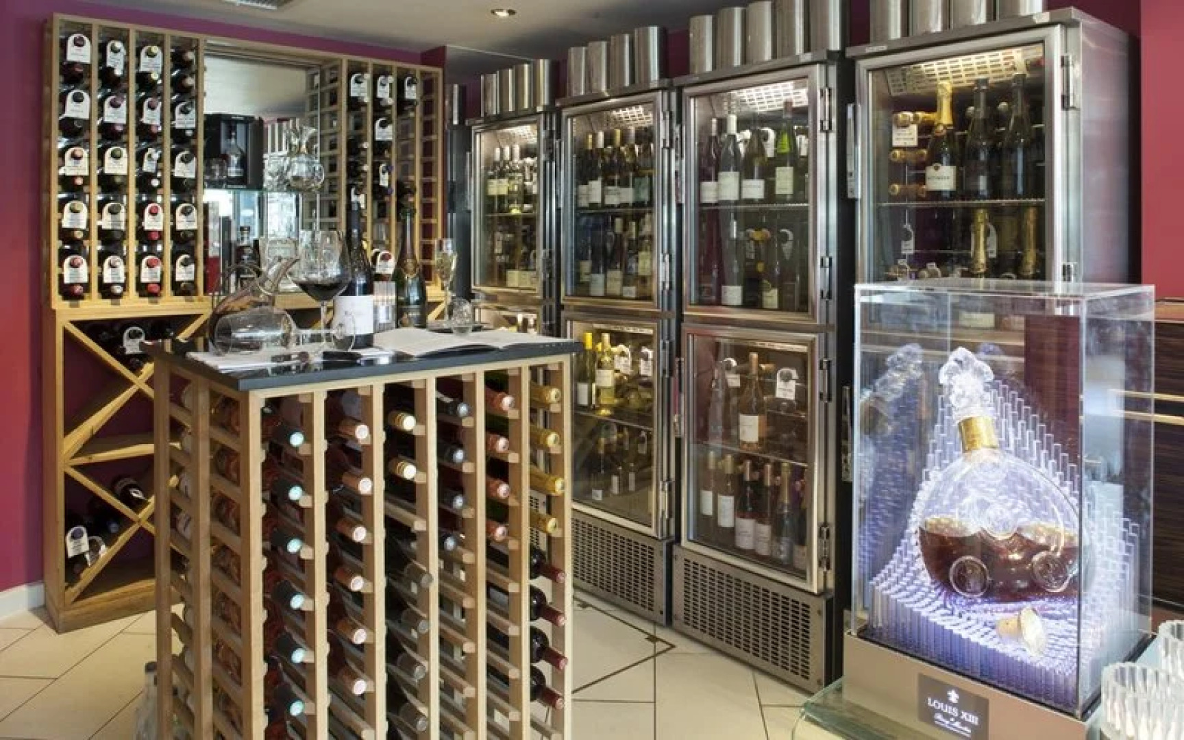 Captains Club Hotel Apartments And Spa