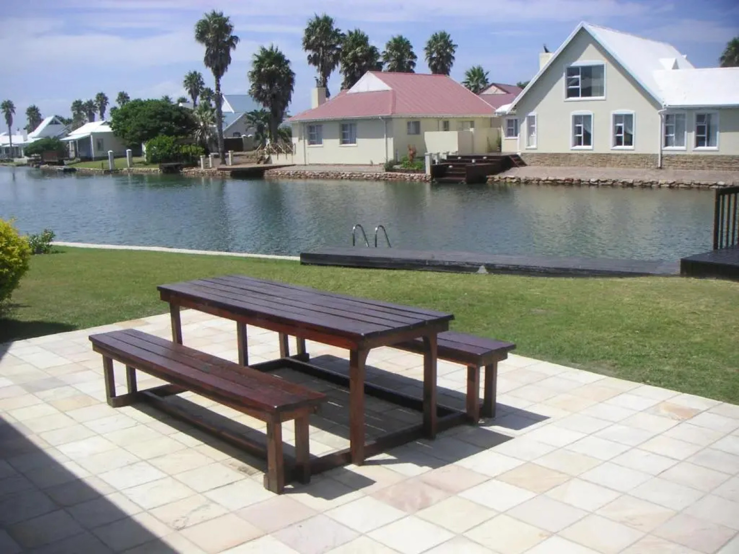 Waterside Living MM1297