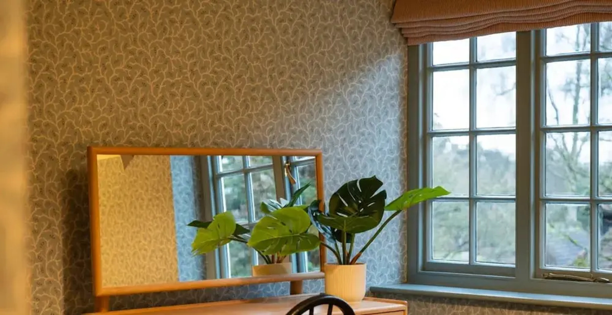 The Writers Retreat - 5 Beds Parking Much More