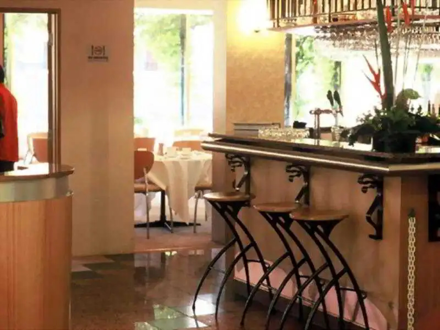 Quality Hotel Tiffins On The Park