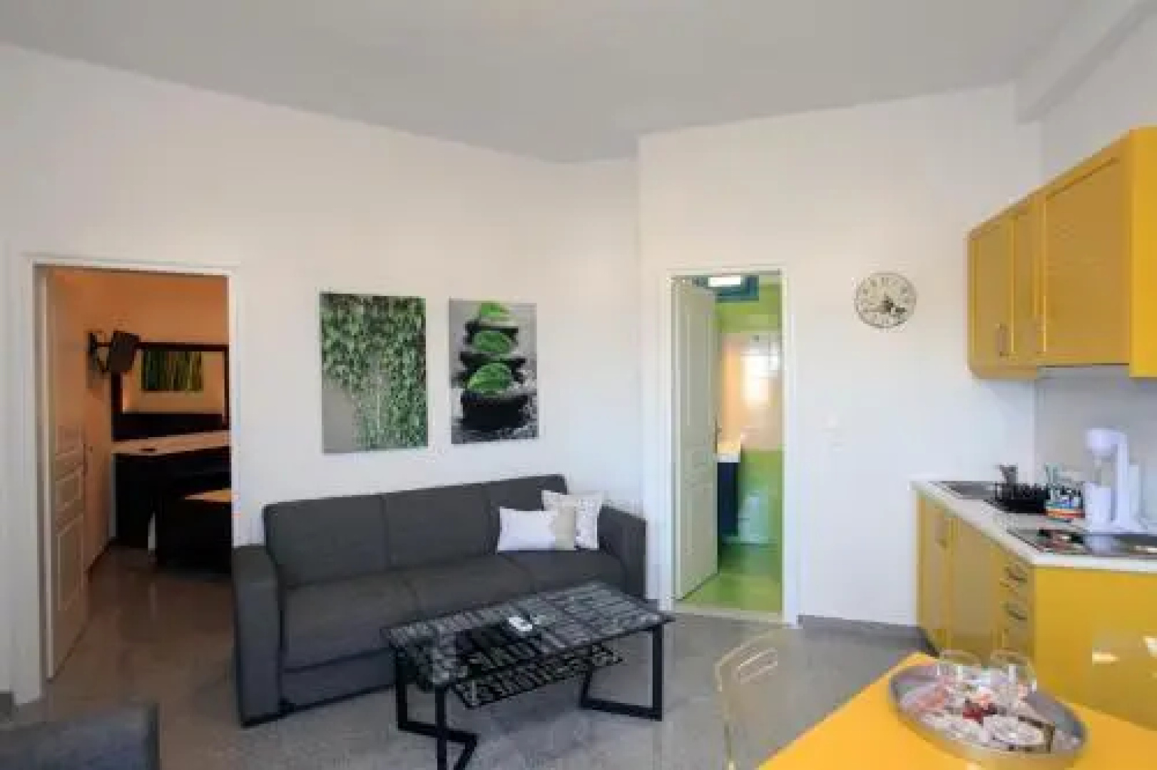 Stegadi Apartments