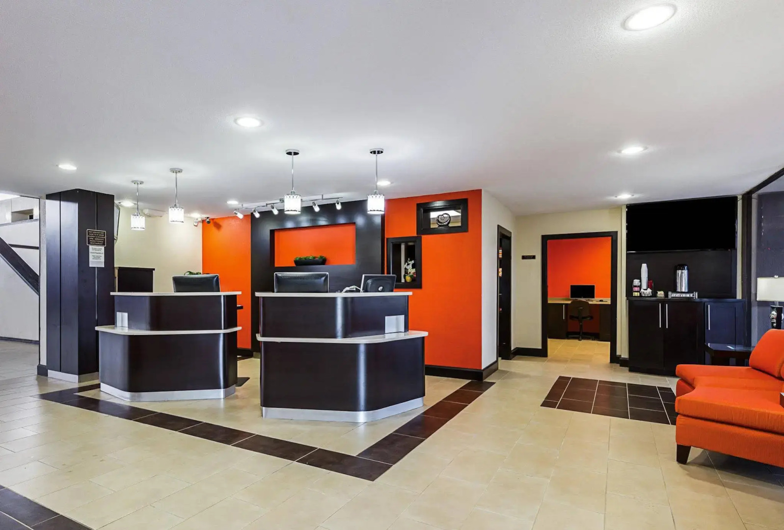 Clarion Pointe Lake Jackson - Clute