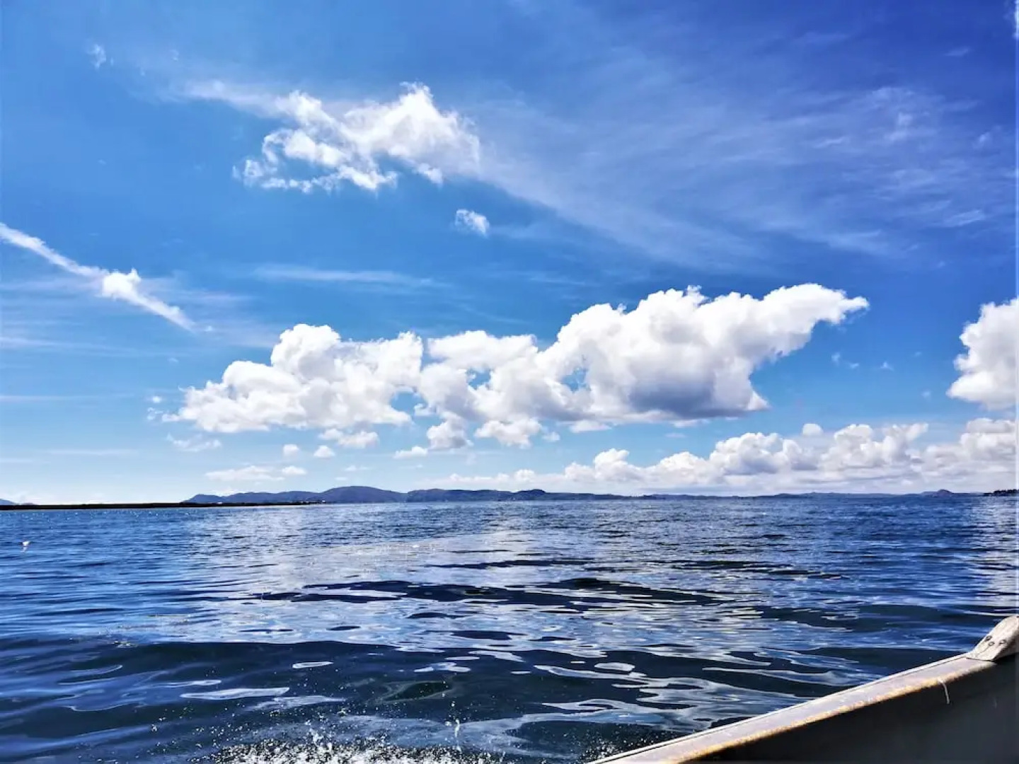 Room in Guest Room - Lucsay Habitacion Vista Al Amanecer No 1
