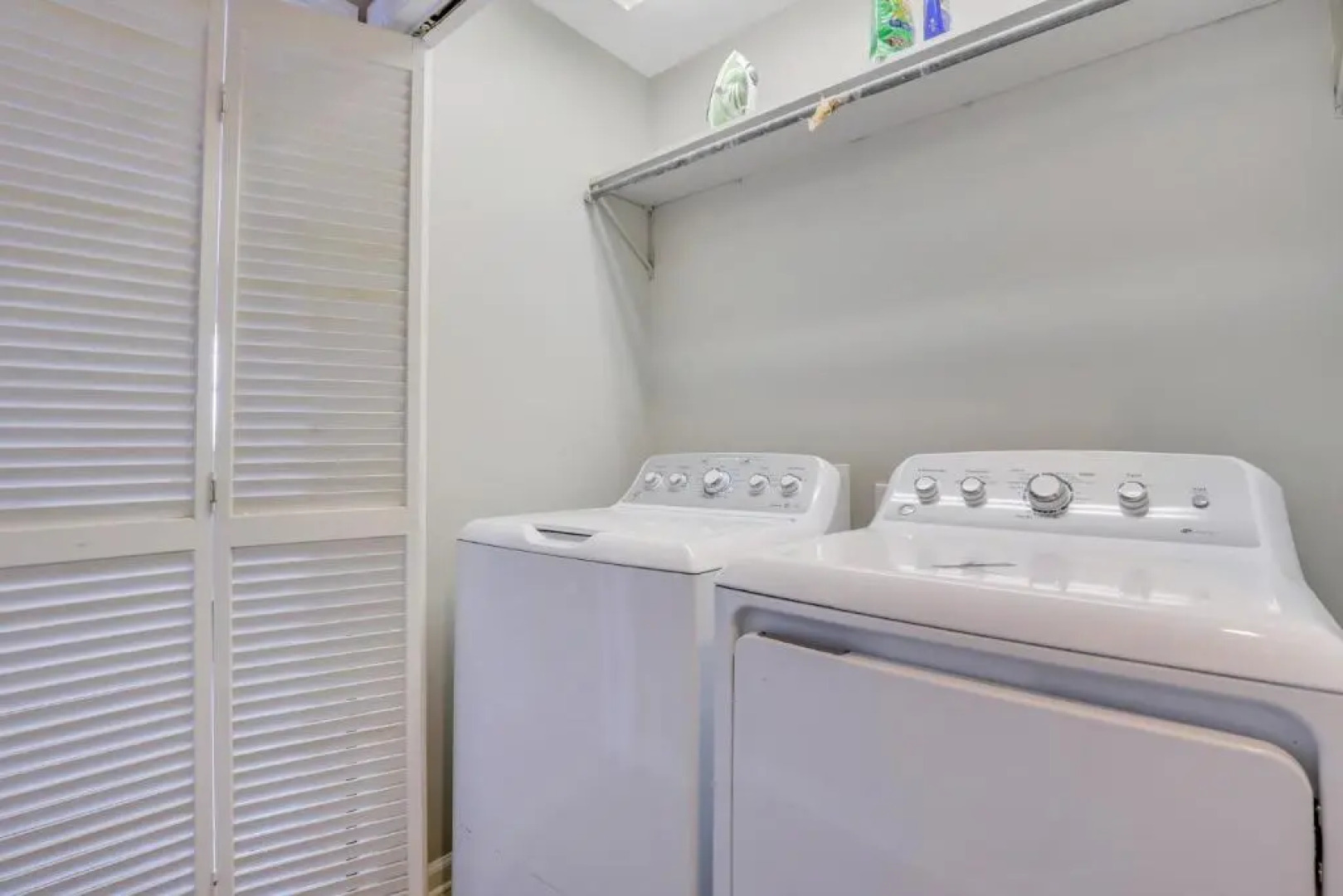 Eagle s Nest - Spacious Loft Downtown - Near GSU