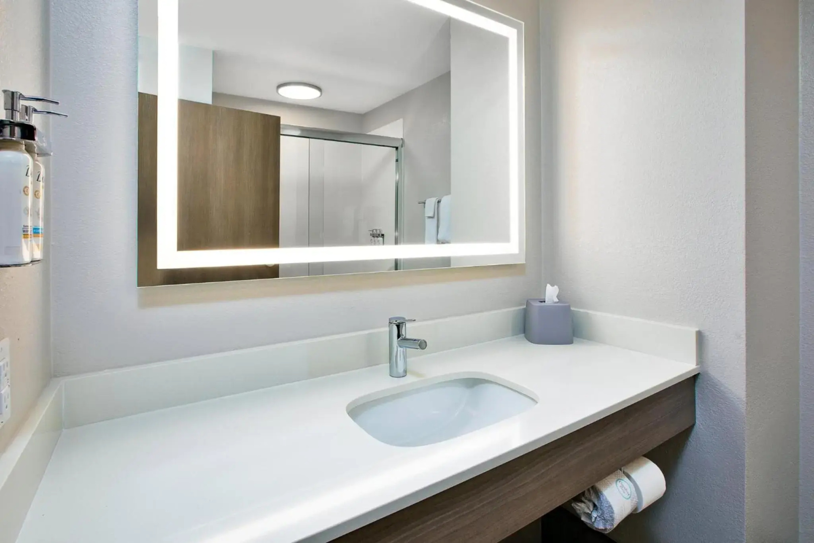 Holiday Inn Express & Suites W. Monroe by IHG
