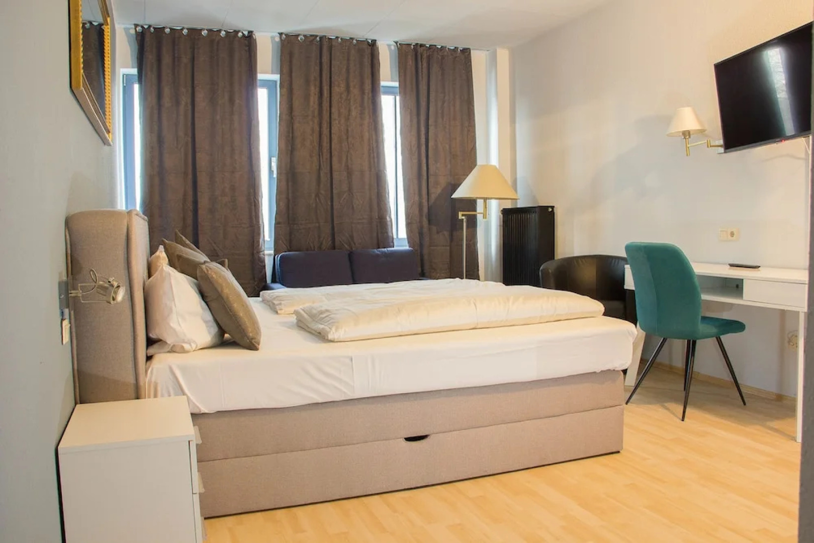 Stargaze Forum Hotel