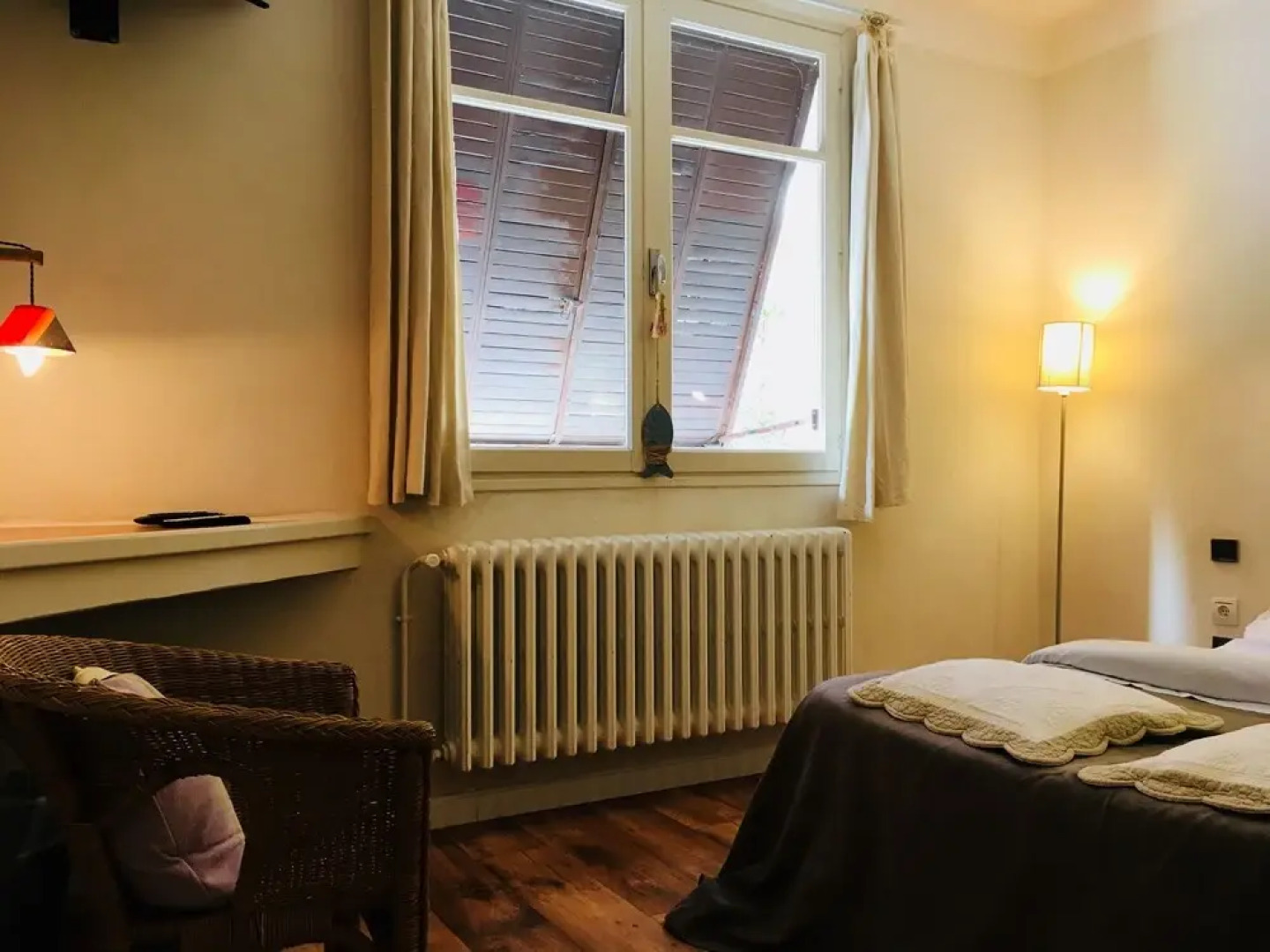 La Mirabelle-casteil Country House