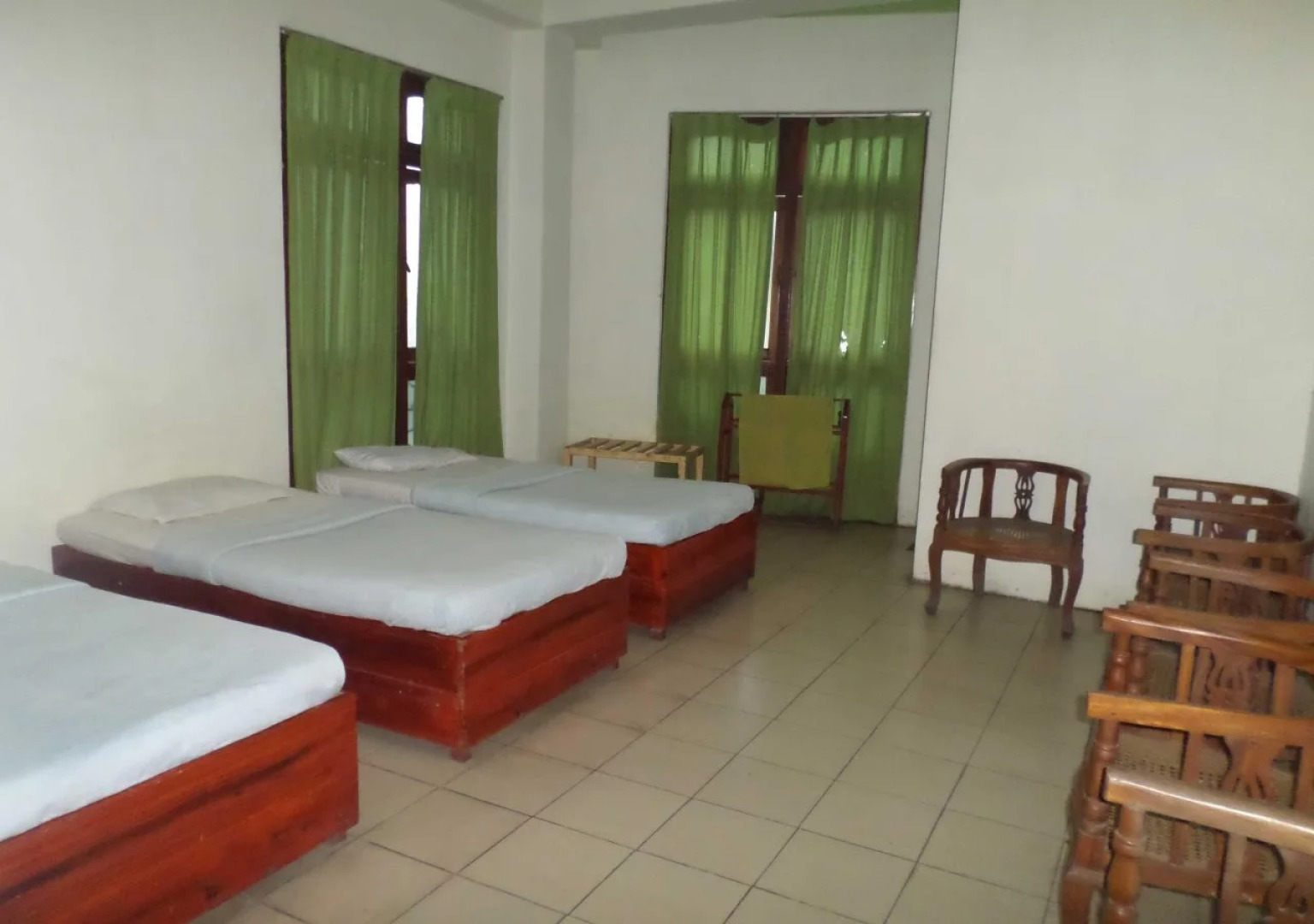 Green Woods Holiday Inn