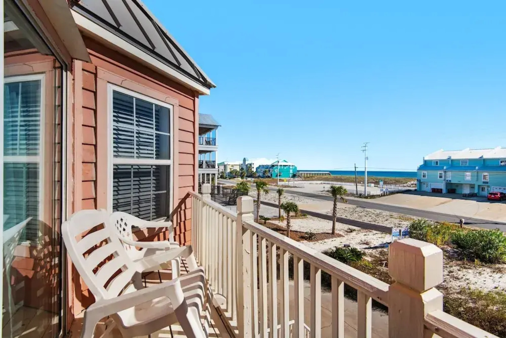 Pelican Point 2 Bedroom Townhouse by RedAwning
