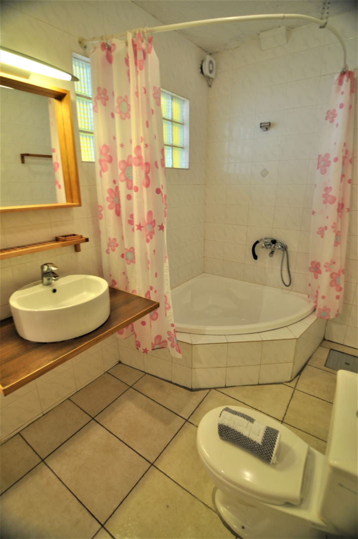 Zennova #15 Naftilos Family Summer House