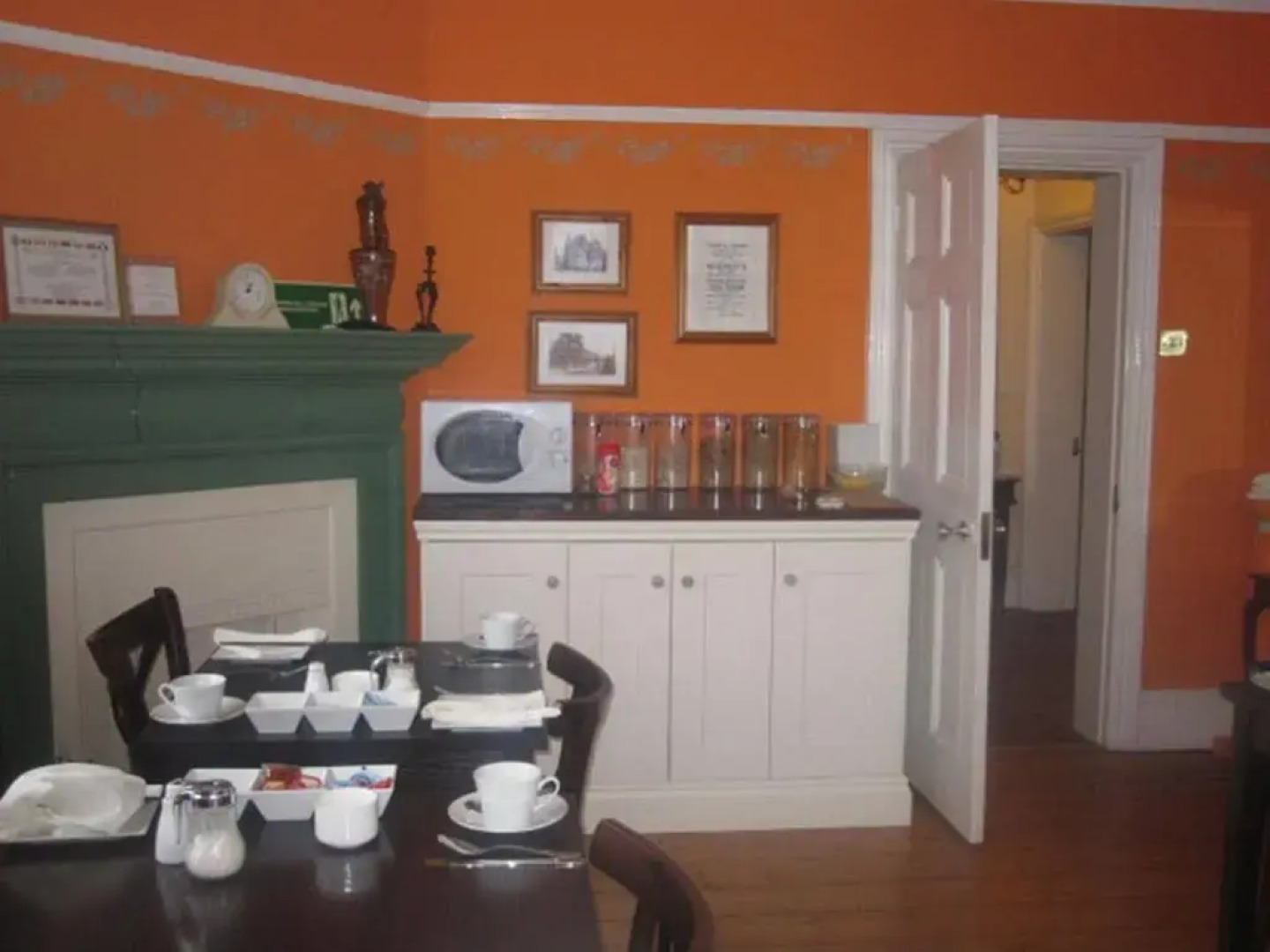 Hill House Guest House