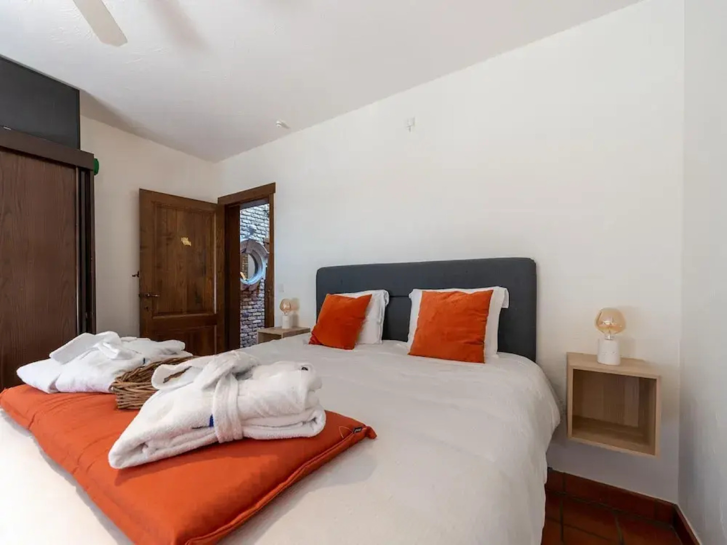 Restful Holiday Home in Koksijde With Hot Tub and Sauna