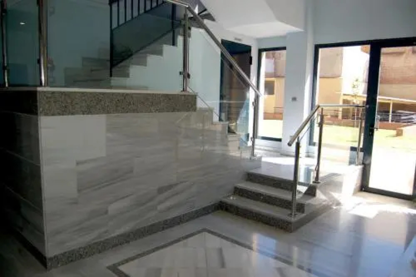 Apartamentos Cinco Rosas