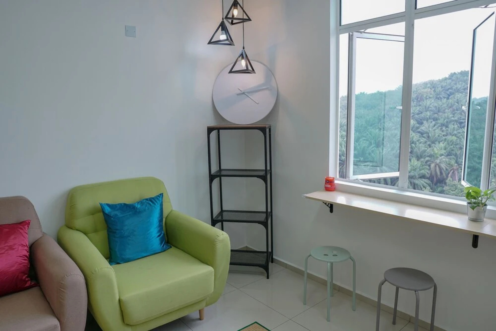 The Khailily's Guest