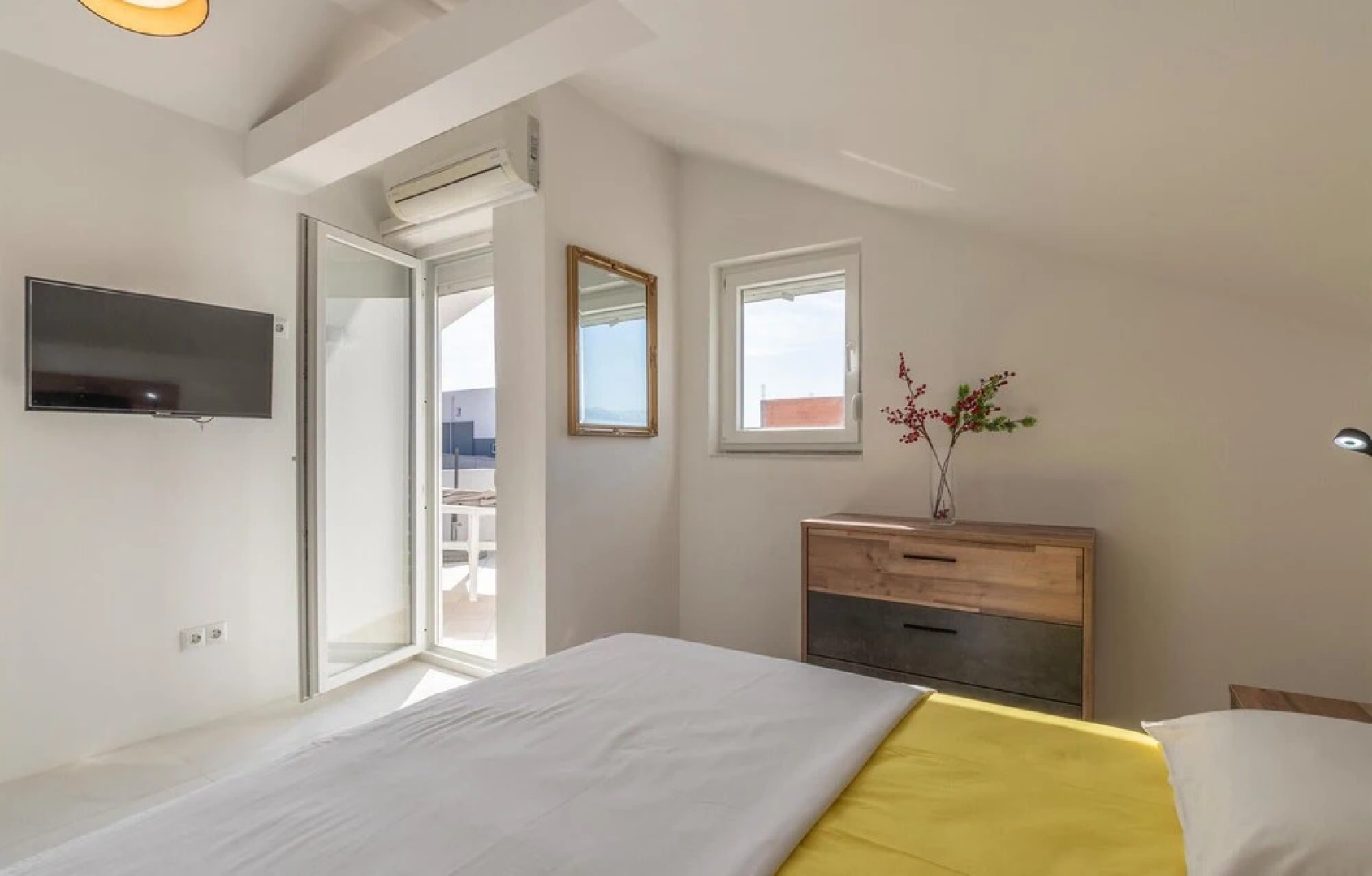 Awesome Home in Razanac With 4 Bedrooms, Wifi and Outdoor Swimming Pool
