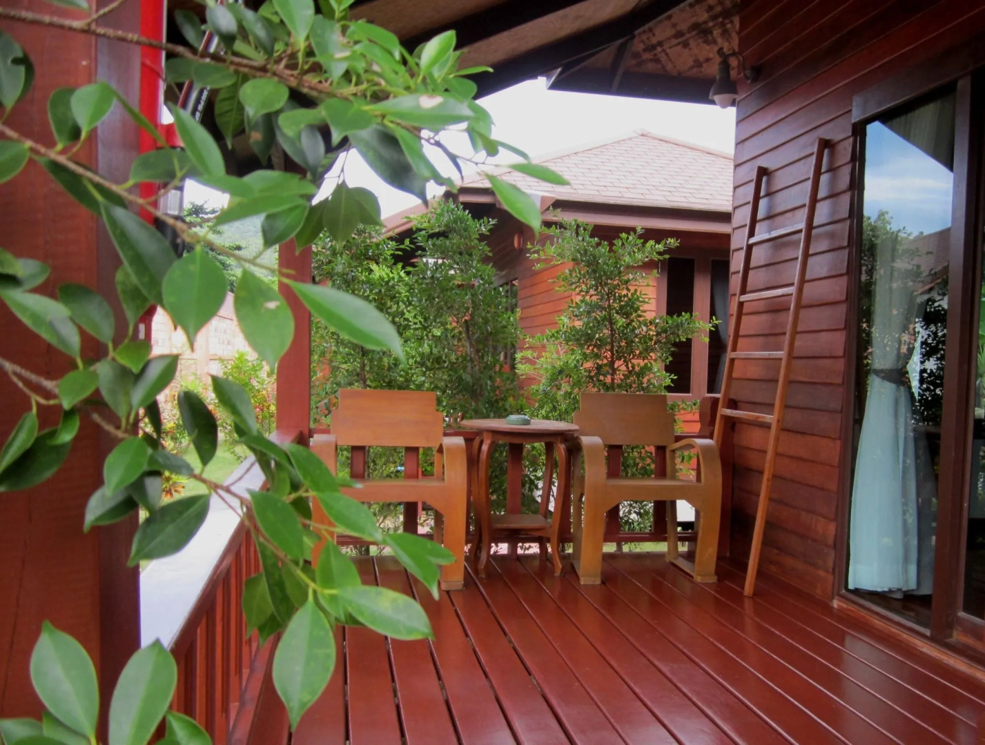 PingChan Koh Phangan Beachfront Resort