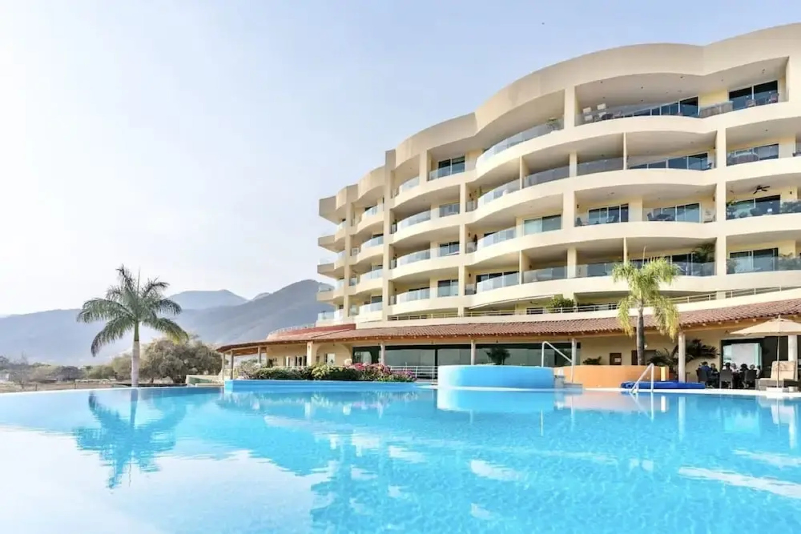 Anana El Dorado 203 Condo With Lake Views Pool