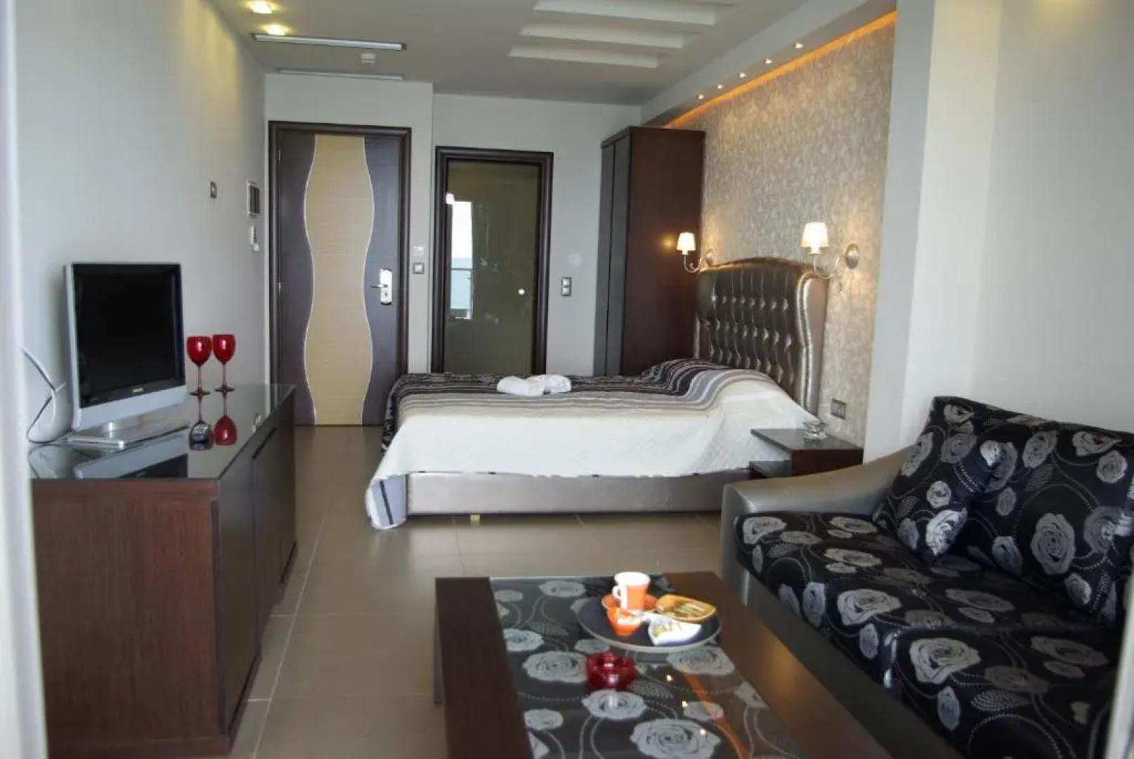 Dion Hotel