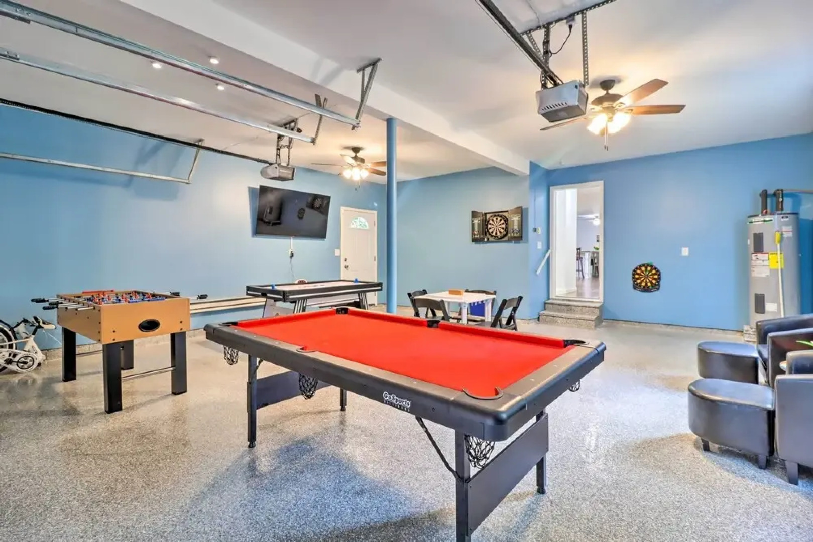 Gorgeous Pocono Summit Retreat w/ Deck & Hot Tub!