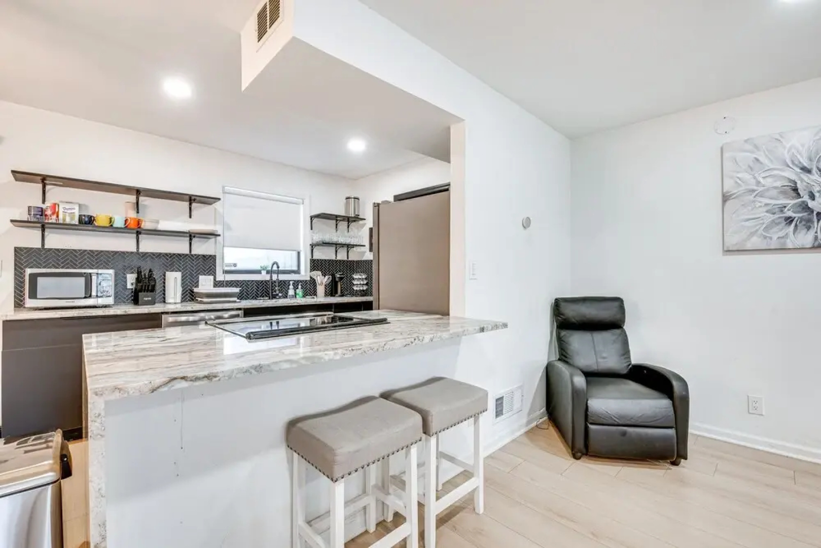 Smyrna Townhome Rental ~ 4 Mi to The Battery!, Smyrna