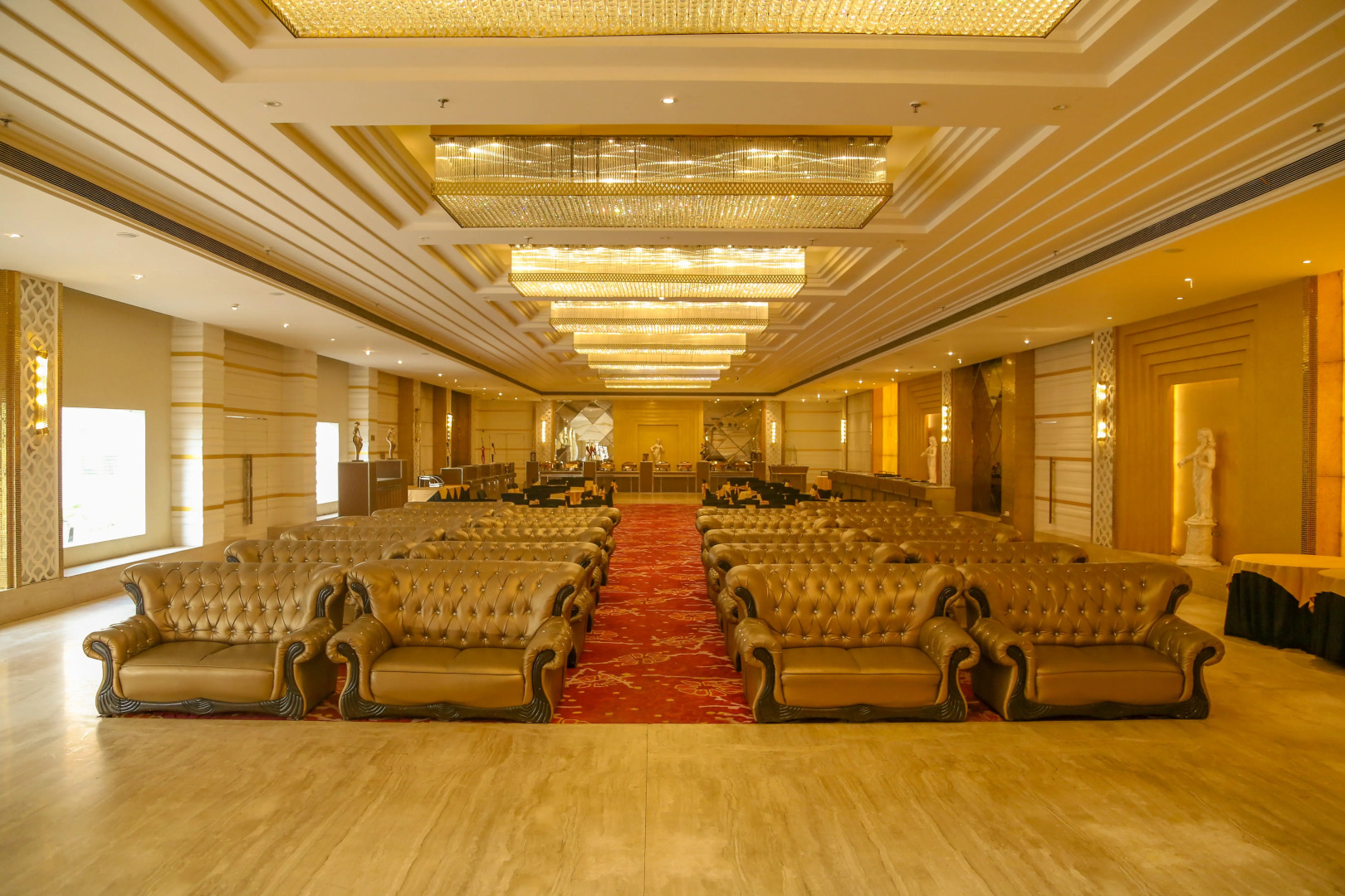 Four Leaf Hotel, Budaun