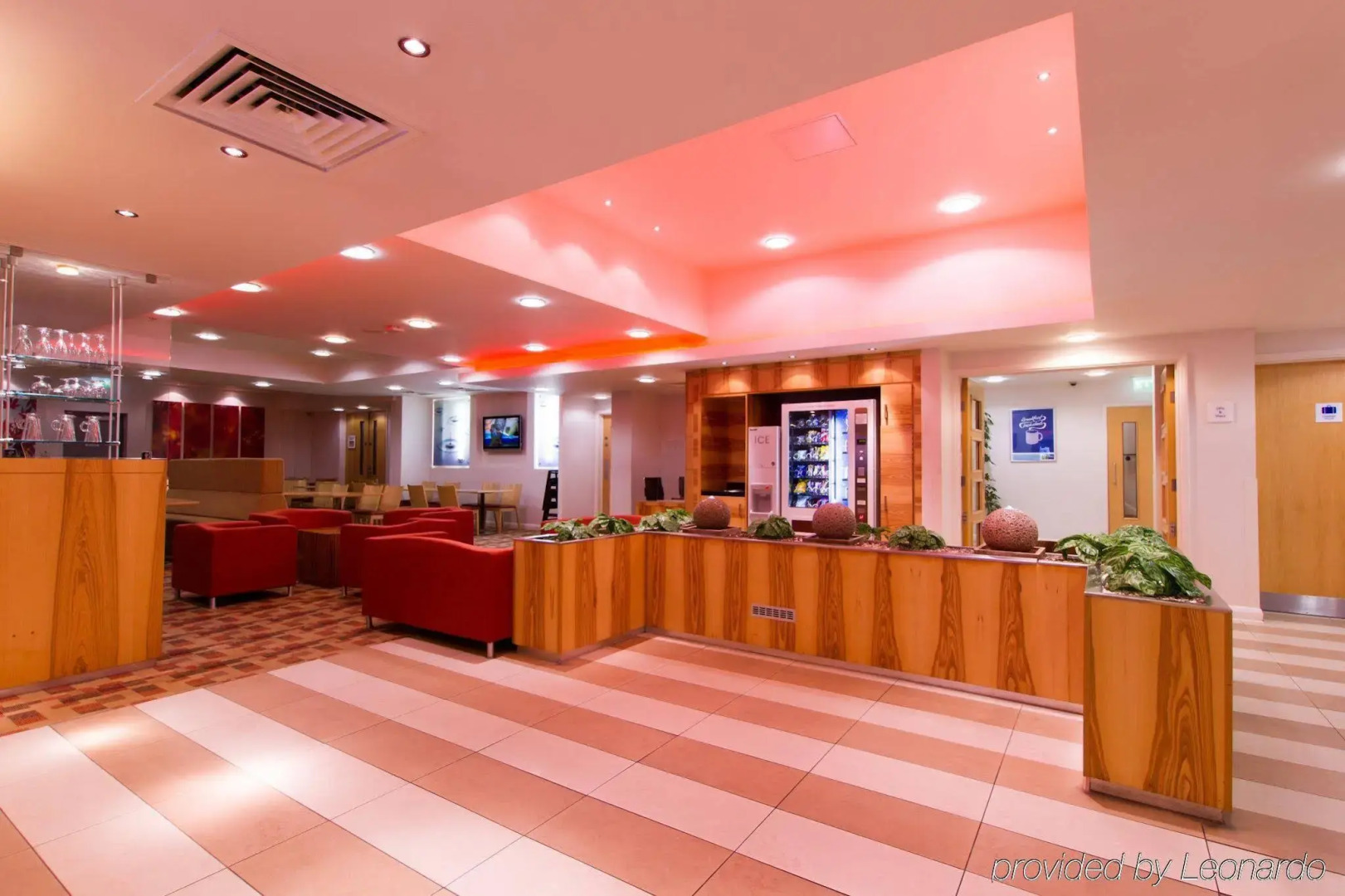 Holiday Inn Express London-Watford Junction by IHG