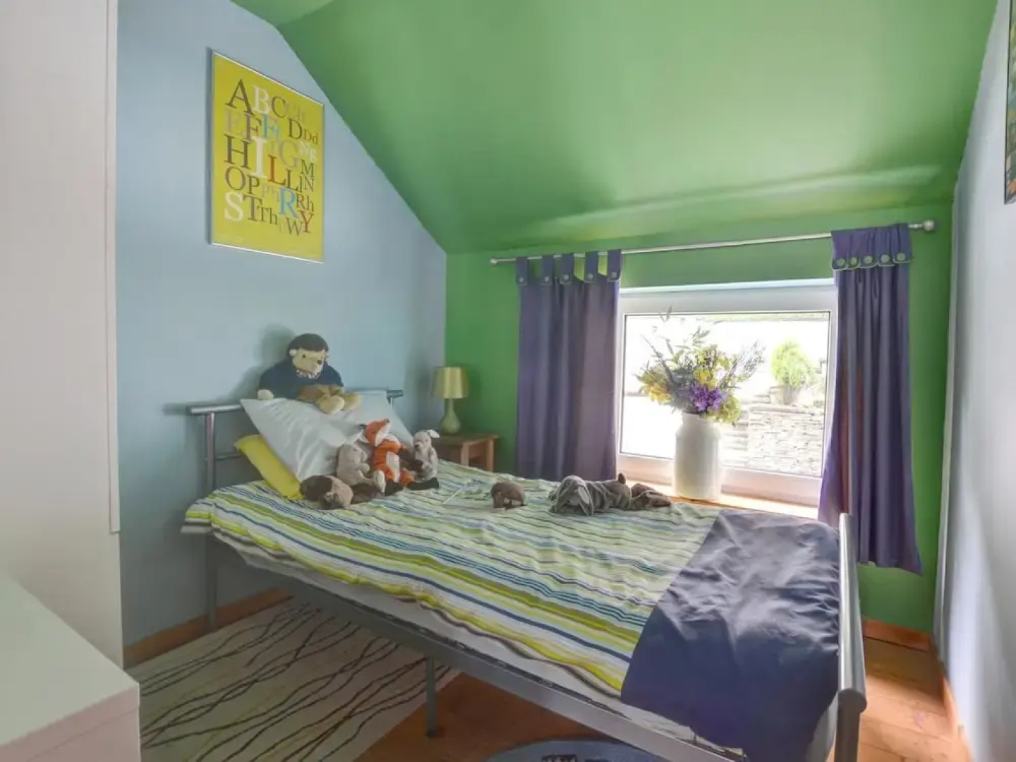 Semi Detached, Stone Built Holiday Home near Swansea & Brecon Beacons