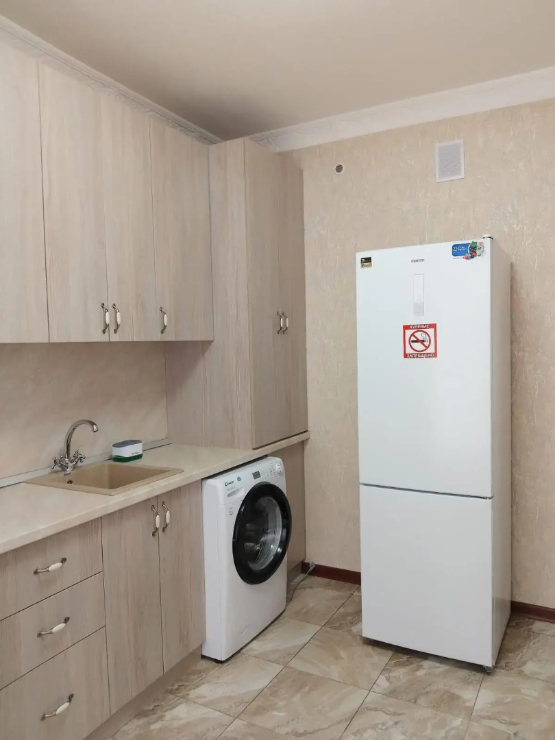 Апартаменты на улице Тлостанова 32