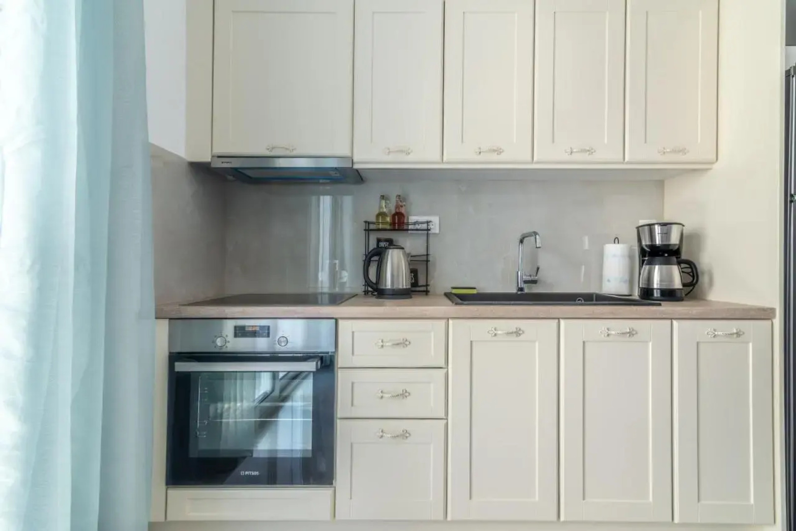 Elegant Suite 2 near the Beach