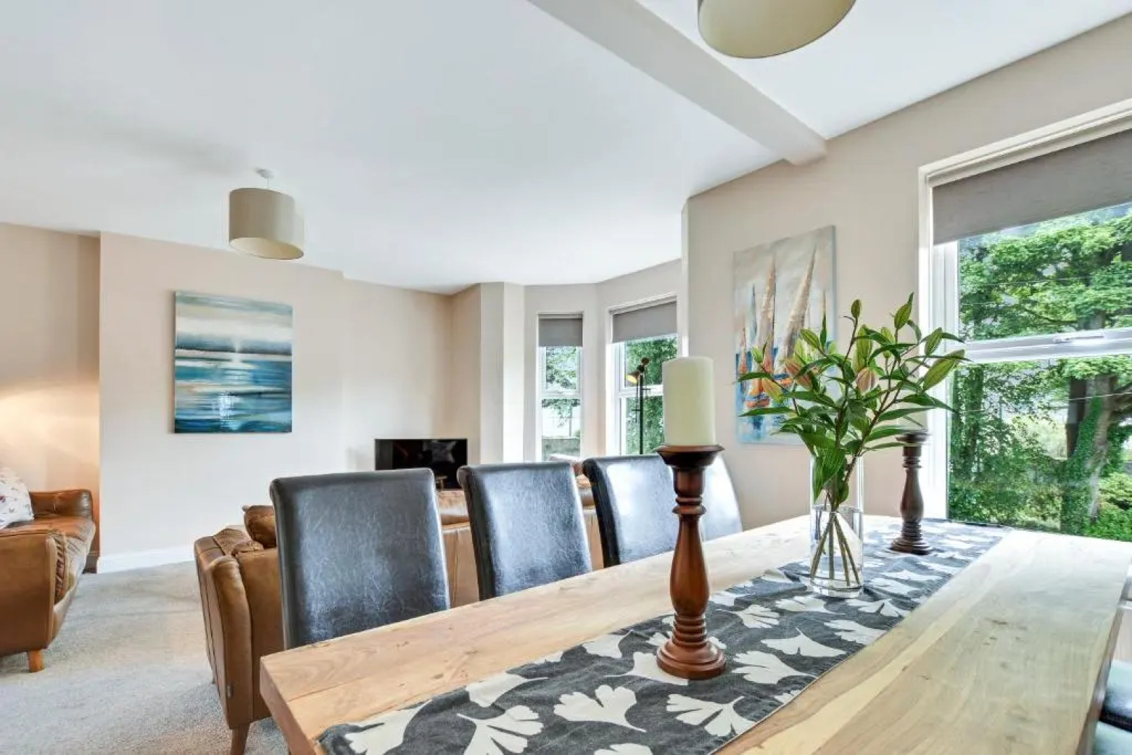 Quay House, North Coast 6 Bedroom Holiday Home