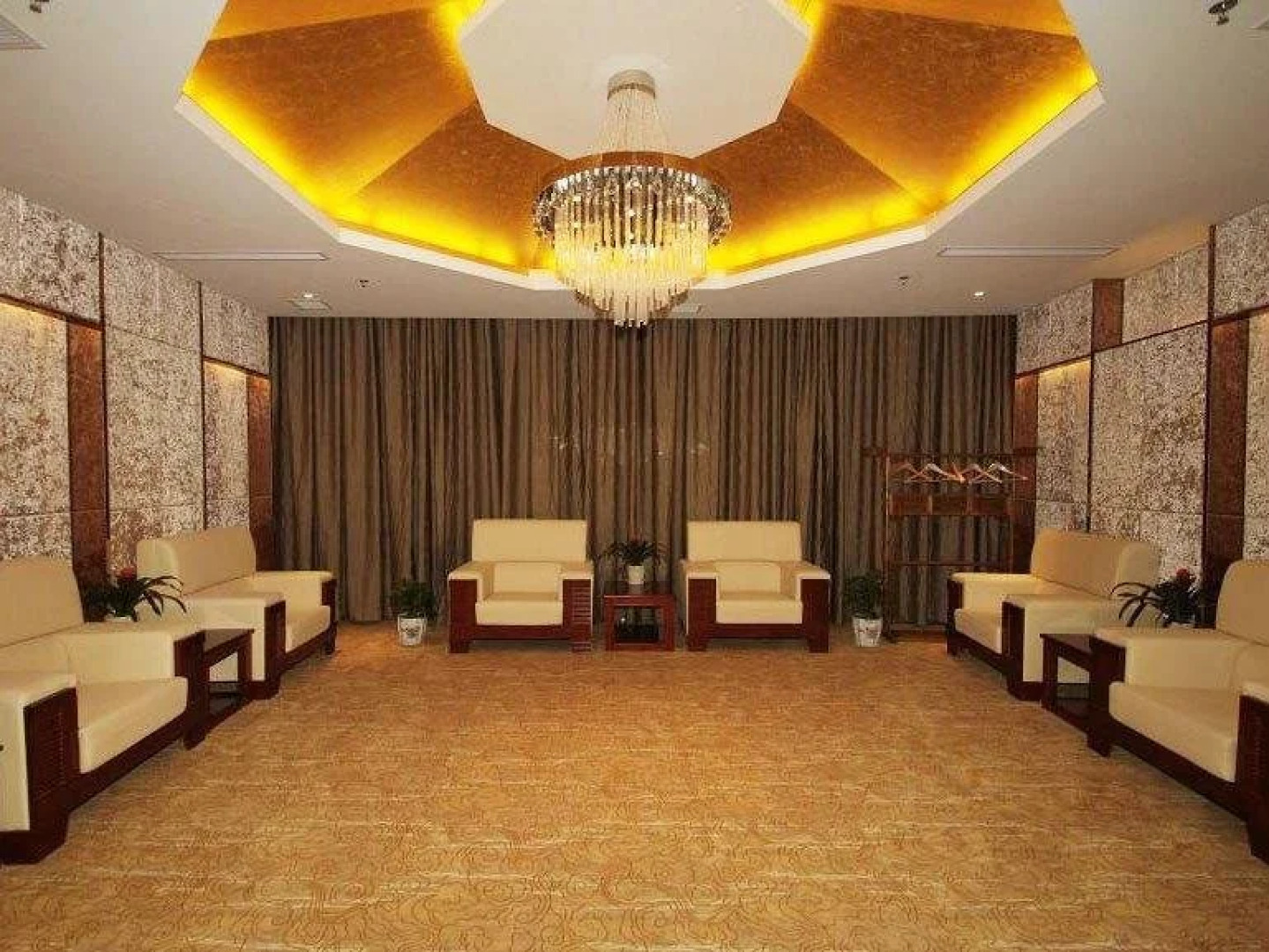 Huanghua International Hotel