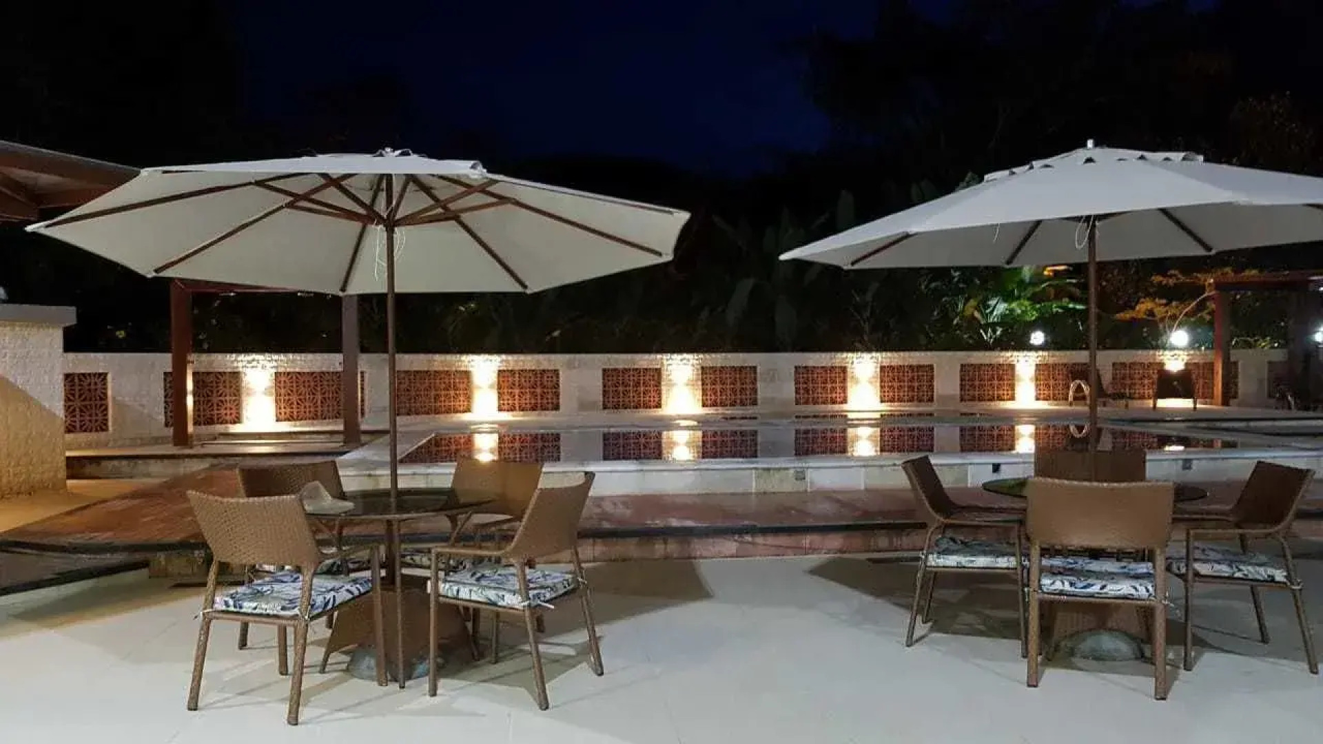 Hotel Cantinho Das Flores